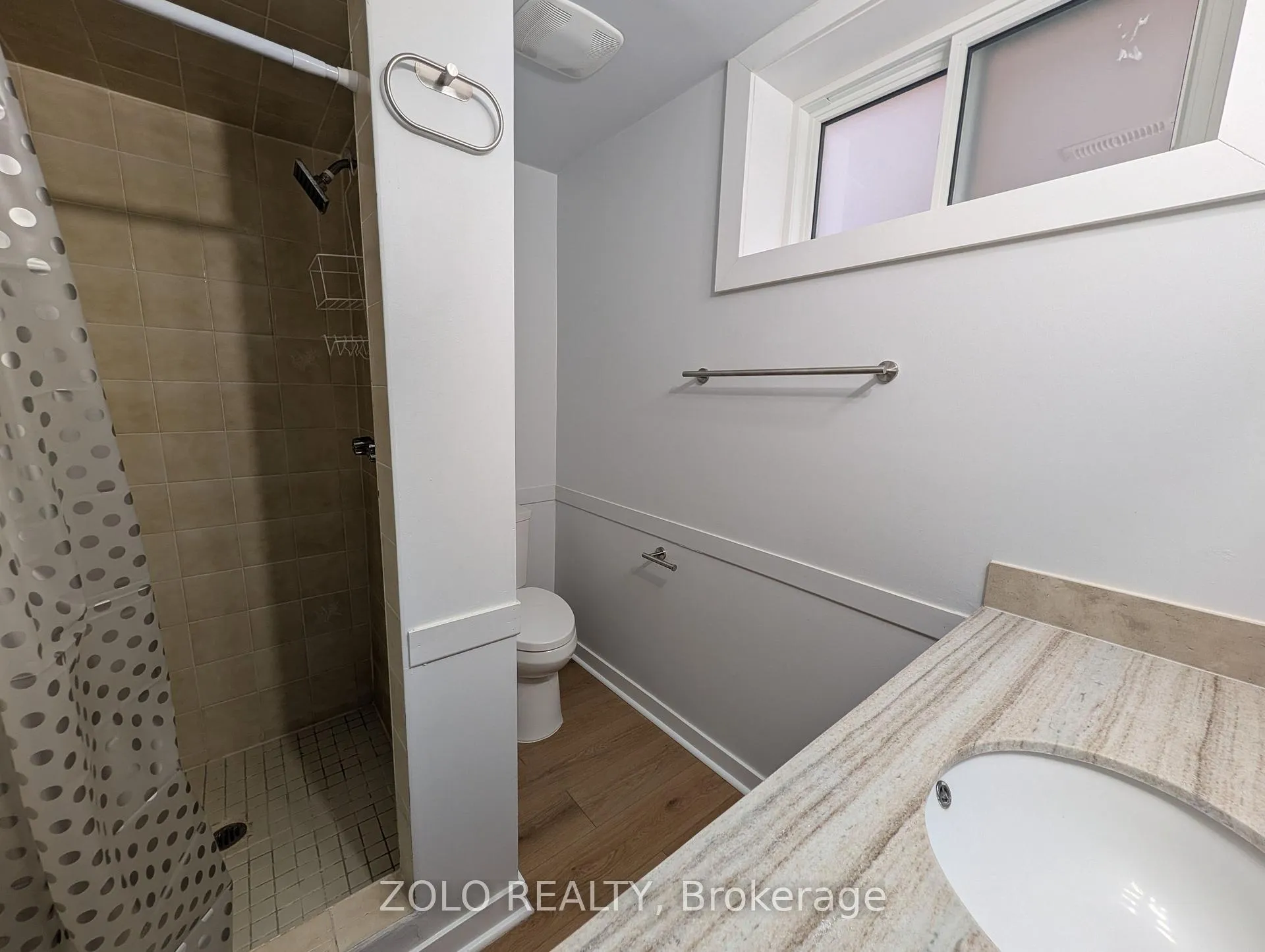 Photo 13 of Unit LOWER, 31 Buchanan Street, Barrie, Grove East — HOMEH