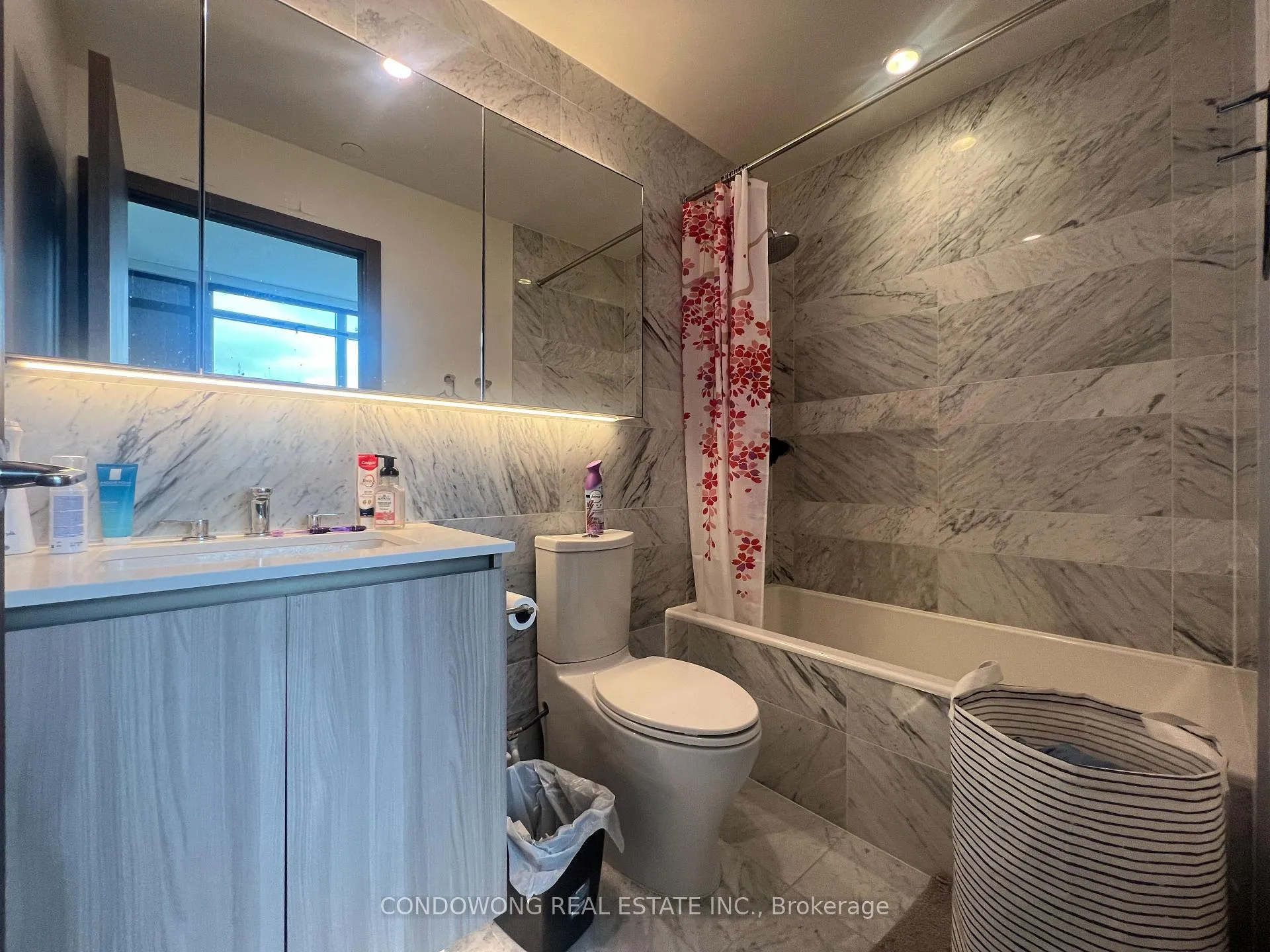 Photo 9 of Unit 3315, 17 Bathurst Street, Toronto, Waterfront Communities — HOMEH