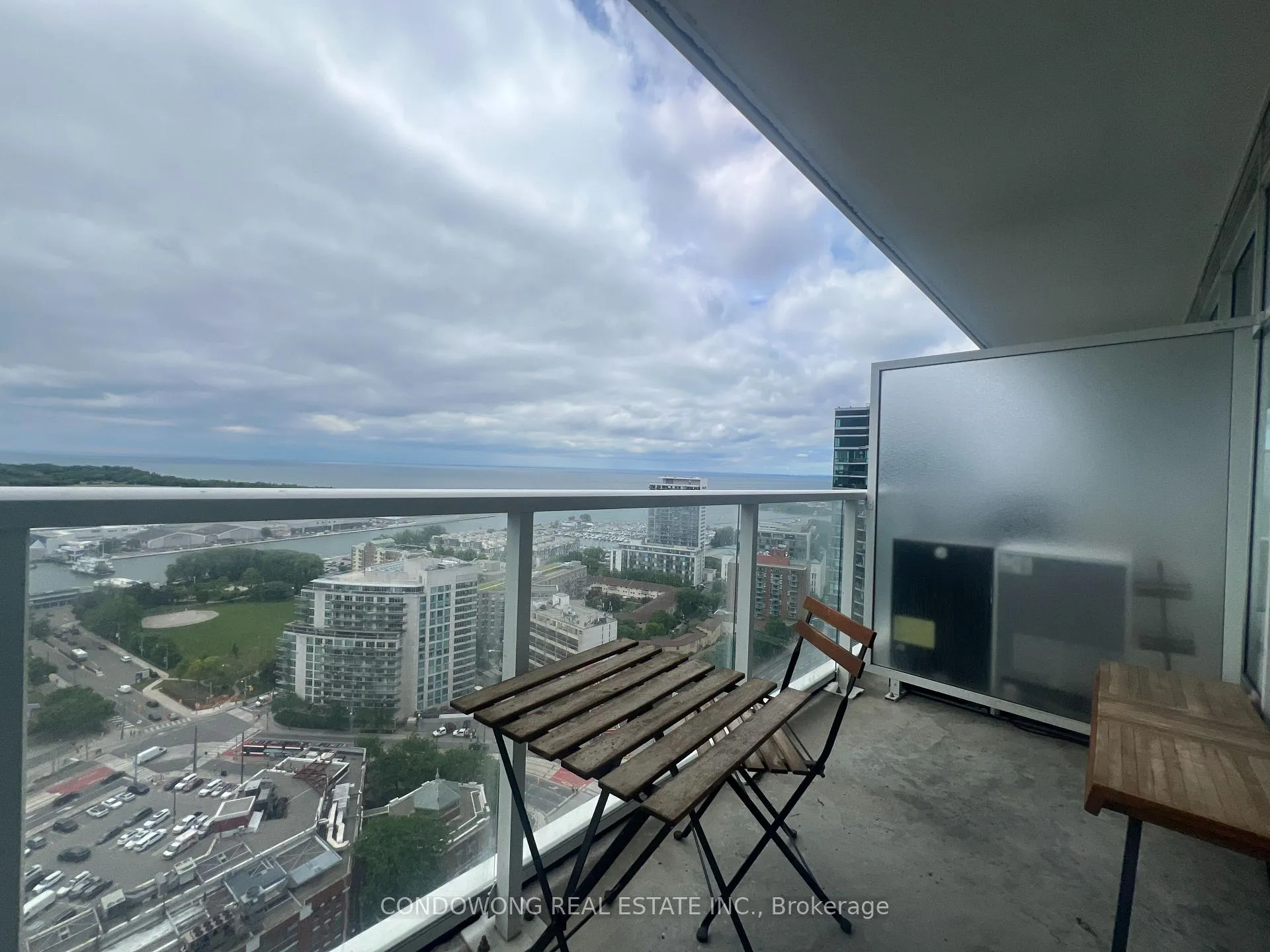 Photo 10 of Unit 3315, 17 Bathurst Street, Toronto, Waterfront Communities — HOMEH