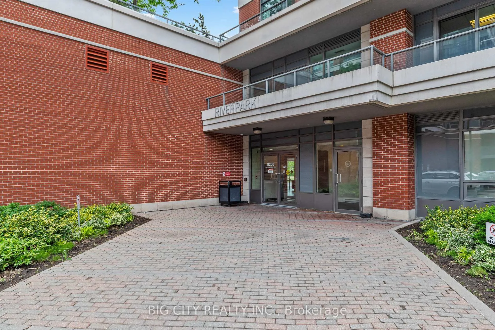 Photo 3 of Unit 312, 8200 Birchmount Road, Markham, Unionville — HOMEH
