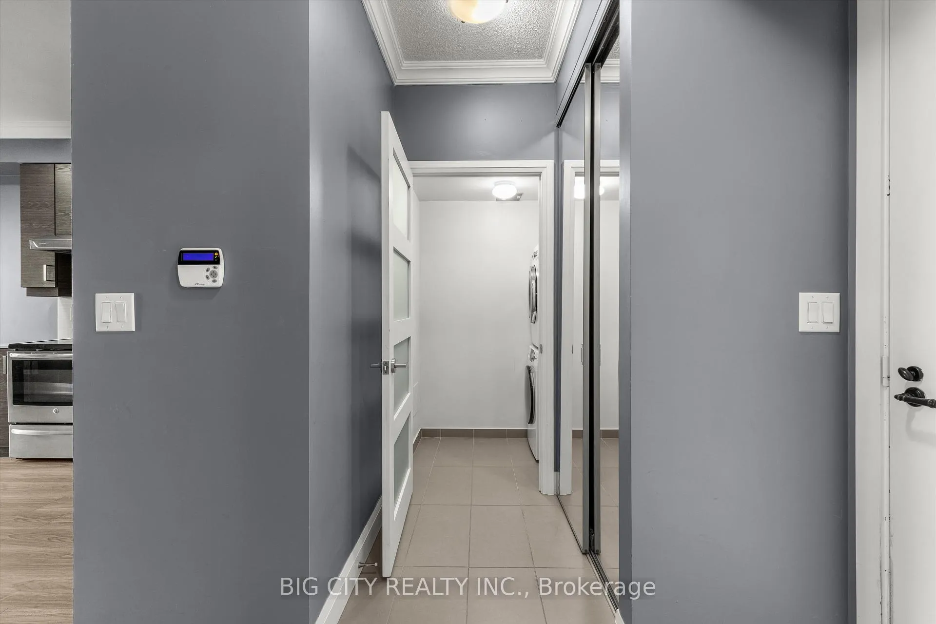 Photo 14 of Unit 312, 8200 Birchmount Road, Markham, Unionville — HOMEH