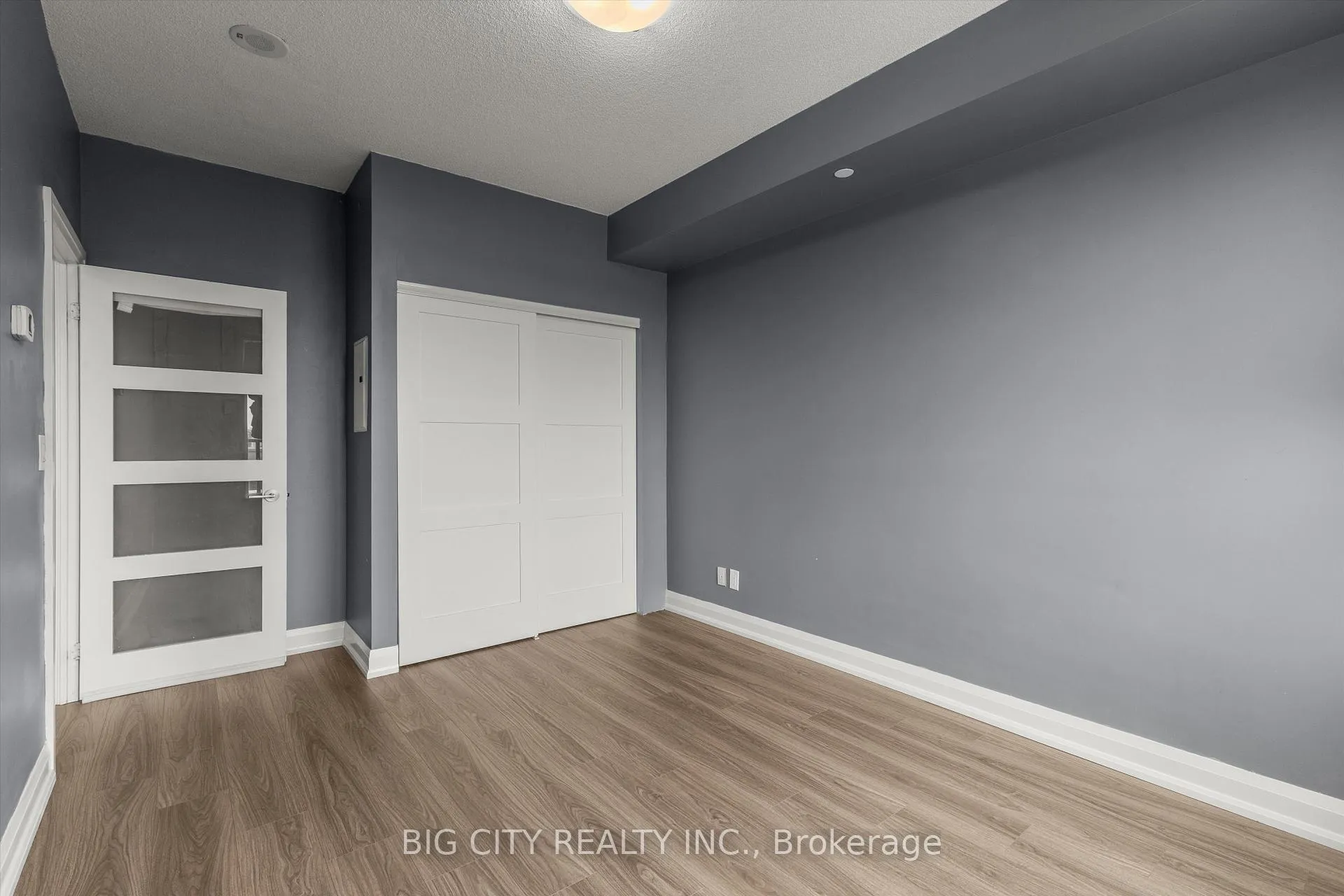 Photo 15 of Unit 312, 8200 Birchmount Road, Markham, Unionville — HOMEH