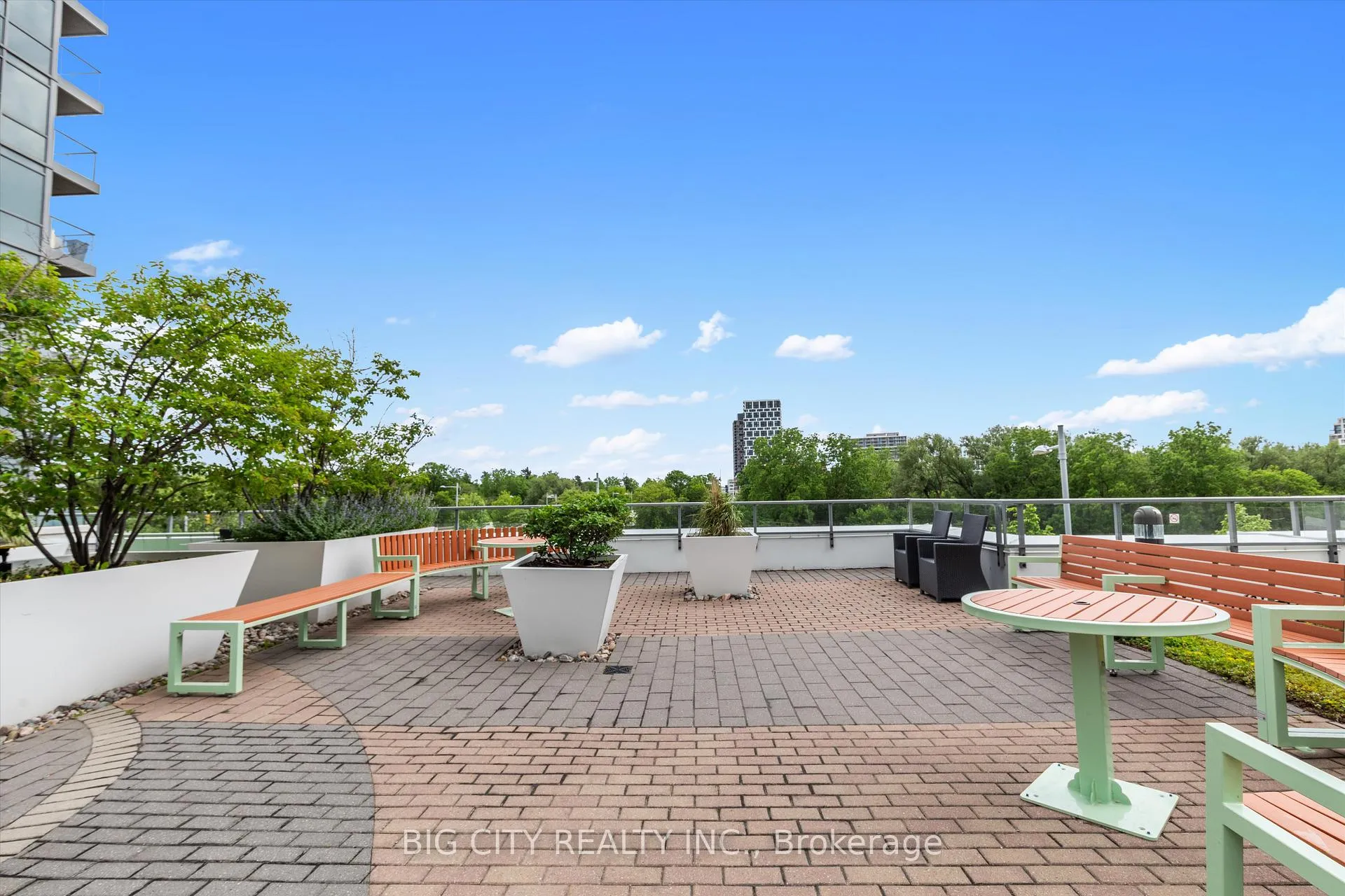 Photo 23 of Unit 312, 8200 Birchmount Road, Markham, Unionville — HOMEH