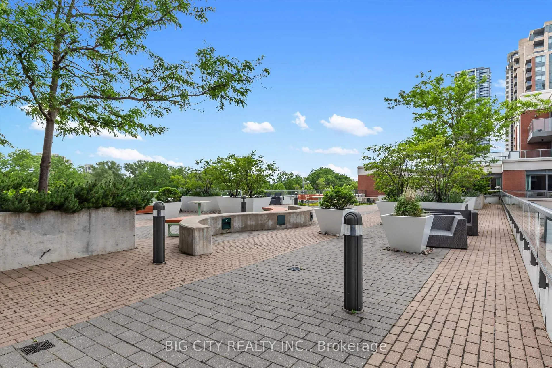 Photo 25 of Unit 312, 8200 Birchmount Road, Markham, Unionville — HOMEH