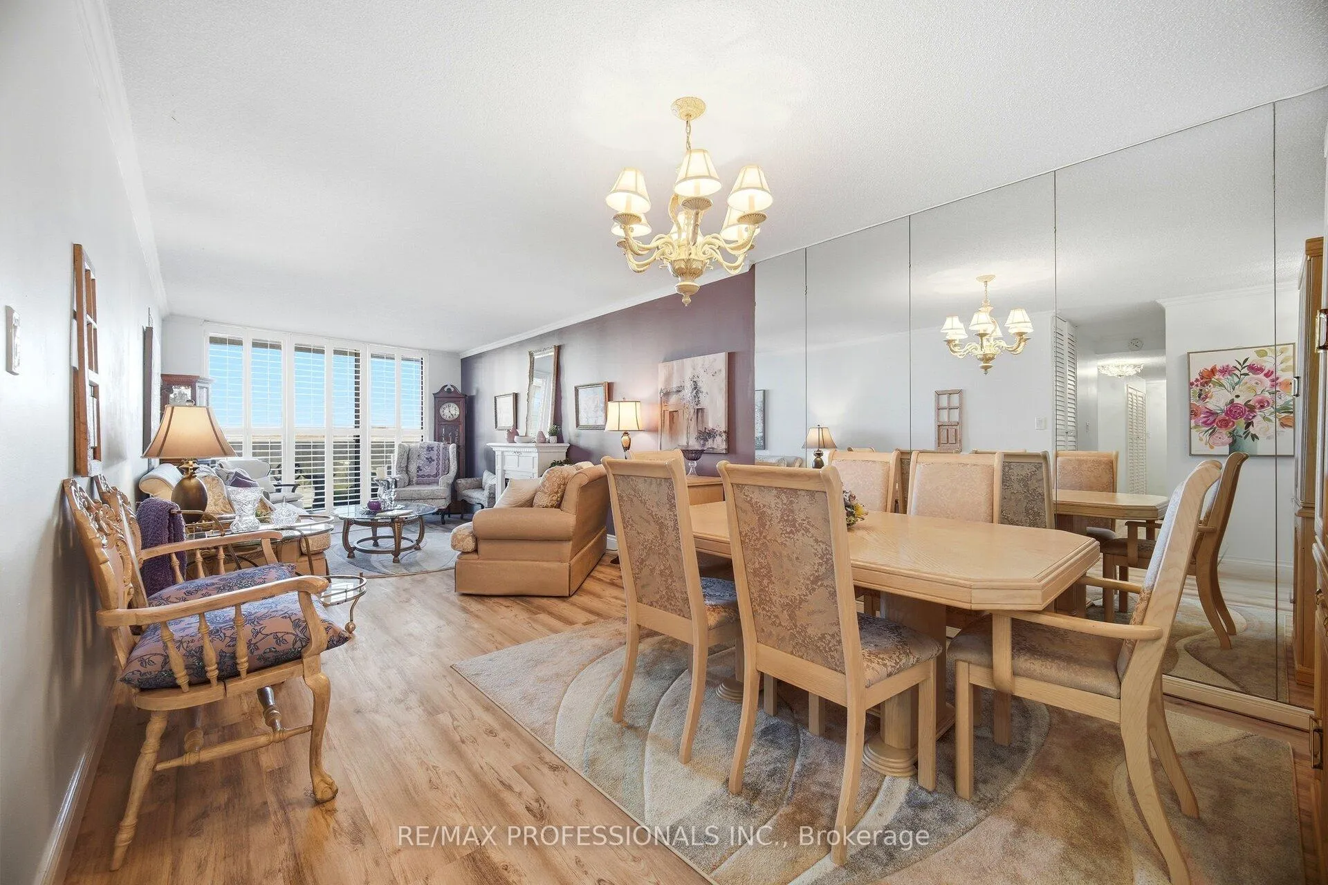 Photo 13 of Unit 705, 299 Mill Road, Etobicoke, Markland Wood — HOMEH