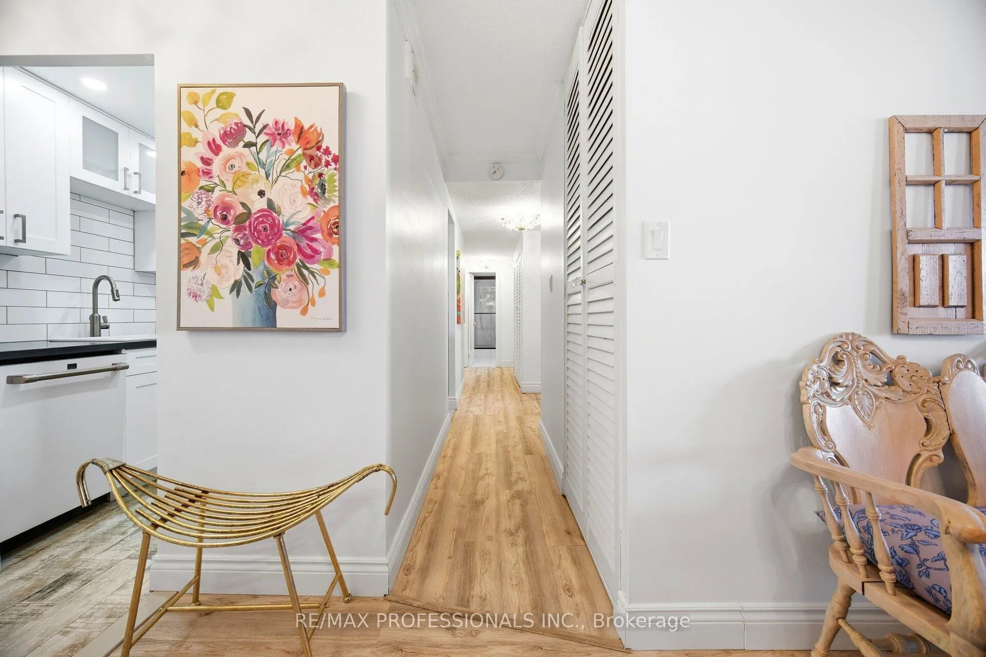 Photo 25 of Unit 705, 299 Mill Road, Etobicoke, Markland Wood — HOMEH