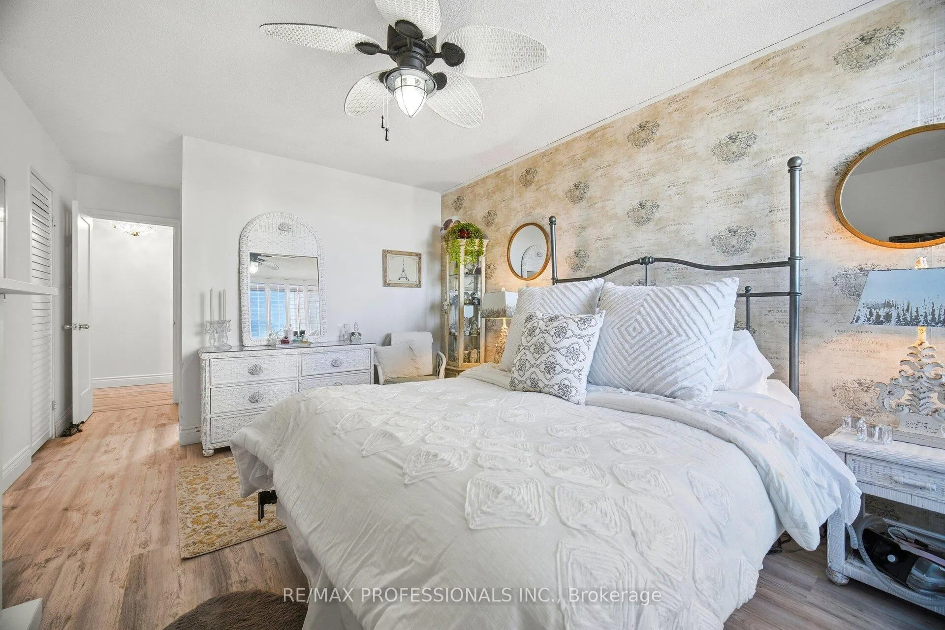 Photo 29 of Unit 705, 299 Mill Road, Etobicoke, Markland Wood — HOMEH