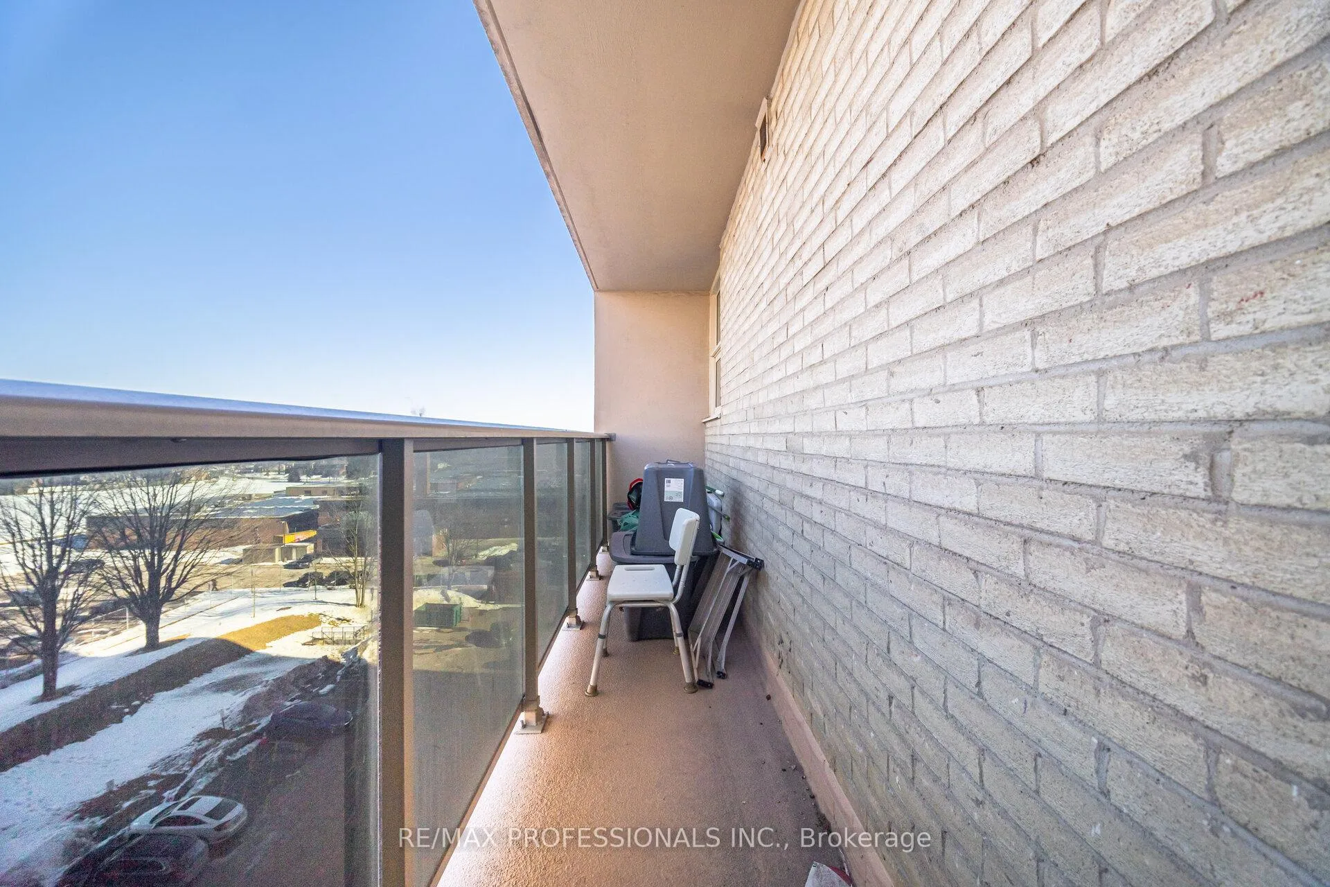Photo 31 of Unit 705, 299 Mill Road, Etobicoke, Markland Wood — HOMEH