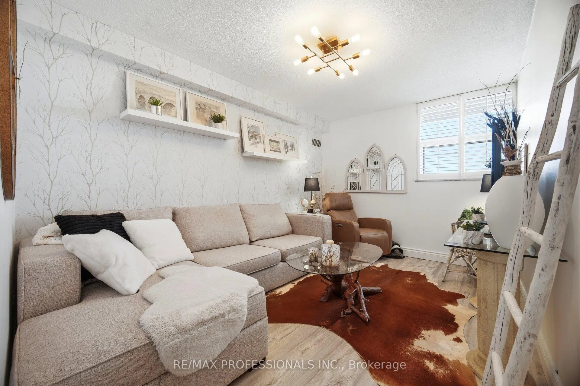 Photo 35 of Unit 705, 299 Mill Road, Etobicoke, Markland Wood — HOMEH