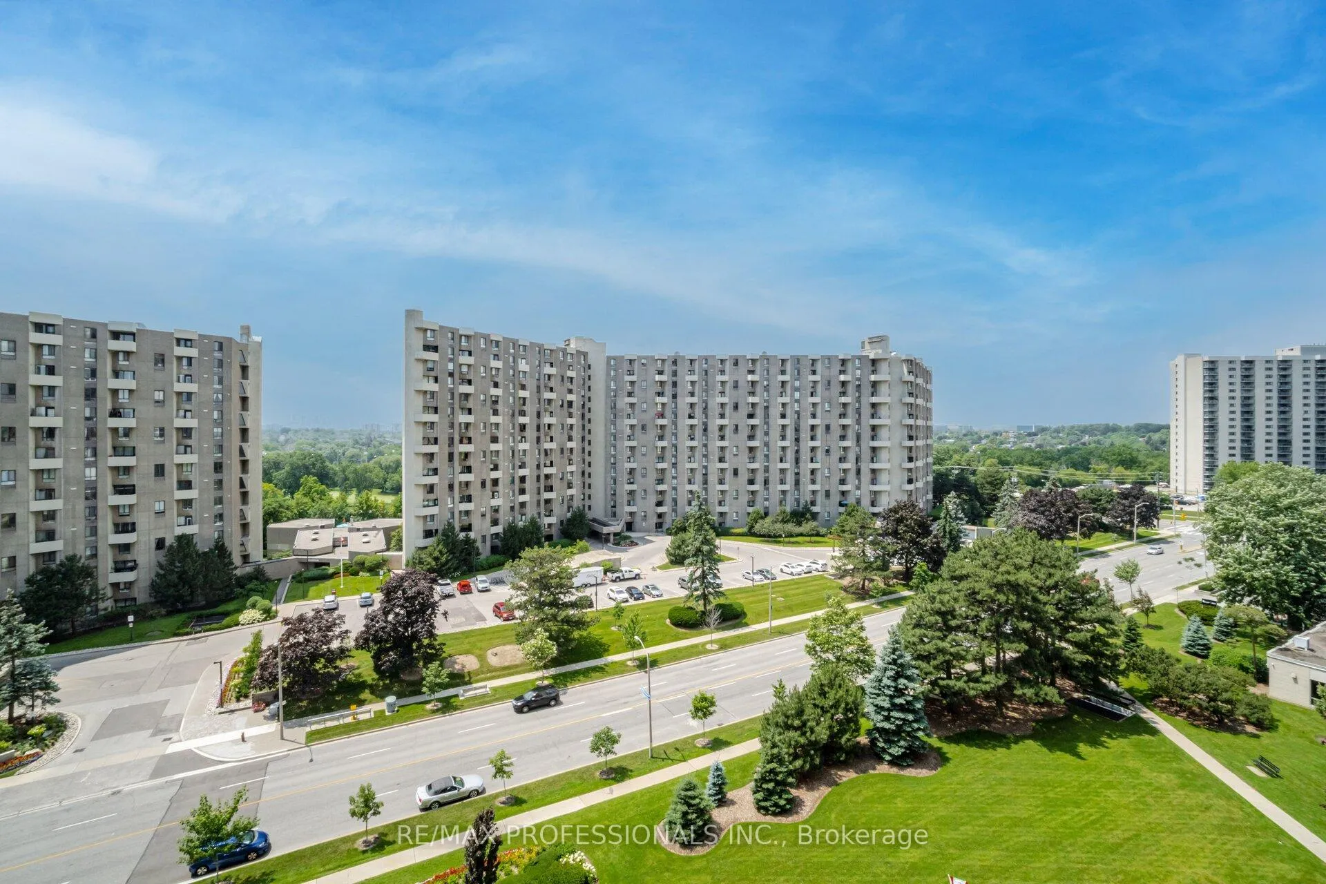 Photo 46 of Unit 705, 299 Mill Road, Etobicoke, Markland Wood — HOMEH