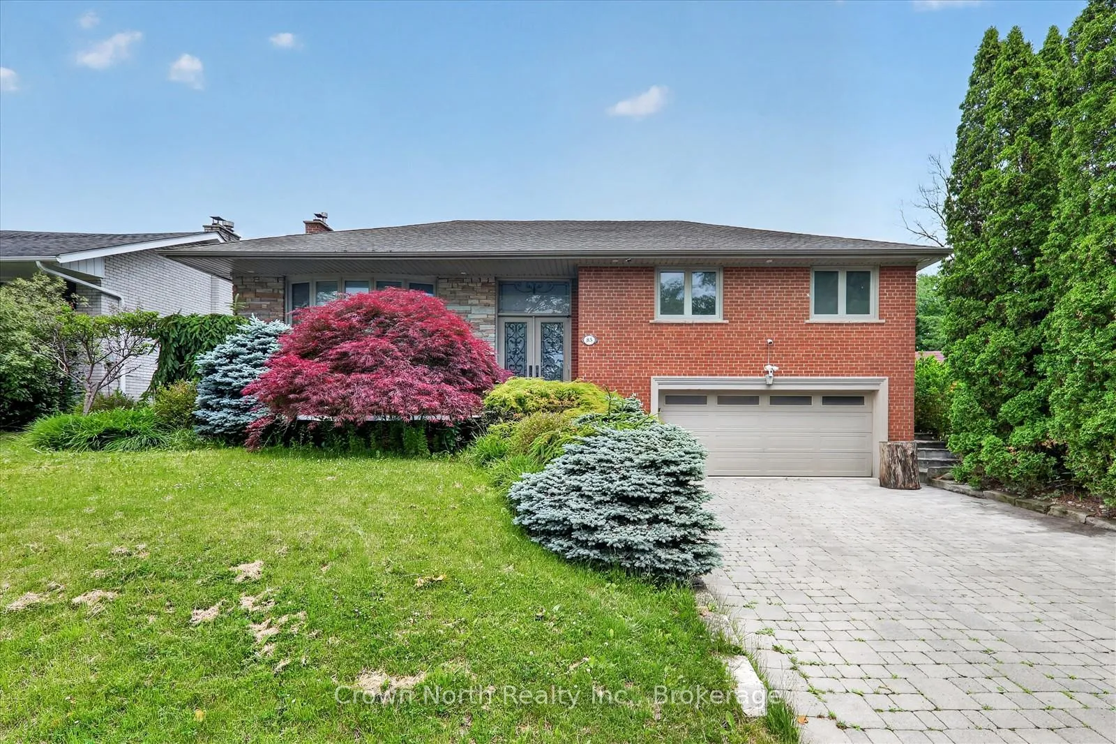 Photo 1 of 85 Portico Drive, Scarborough, Woburn — HOMEH