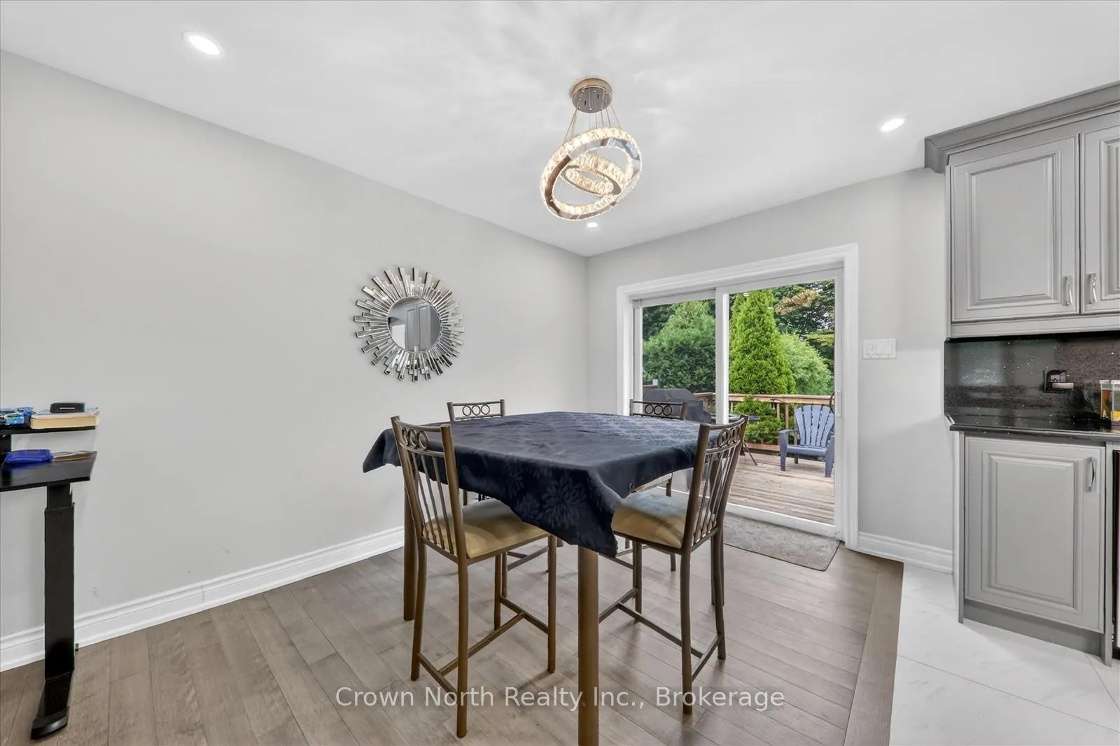 Photo 15 of 85 Portico Drive, Scarborough, Woburn — HOMEH