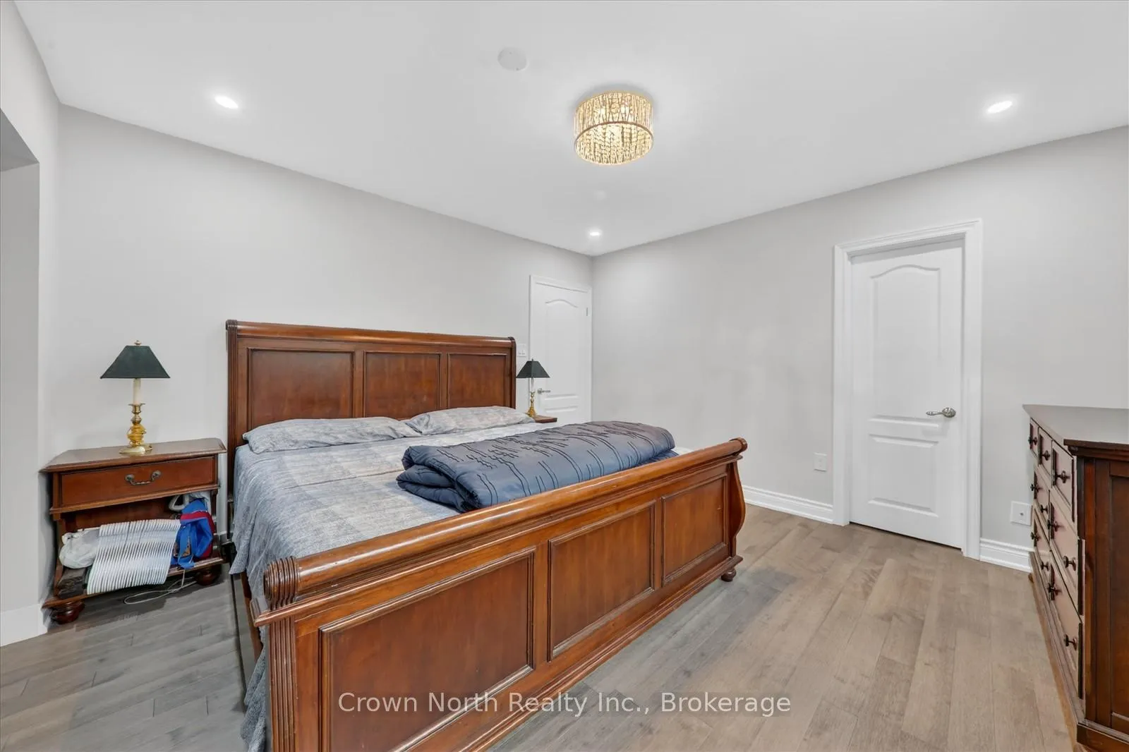 Photo 17 of 85 Portico Drive, Scarborough, Woburn — HOMEH