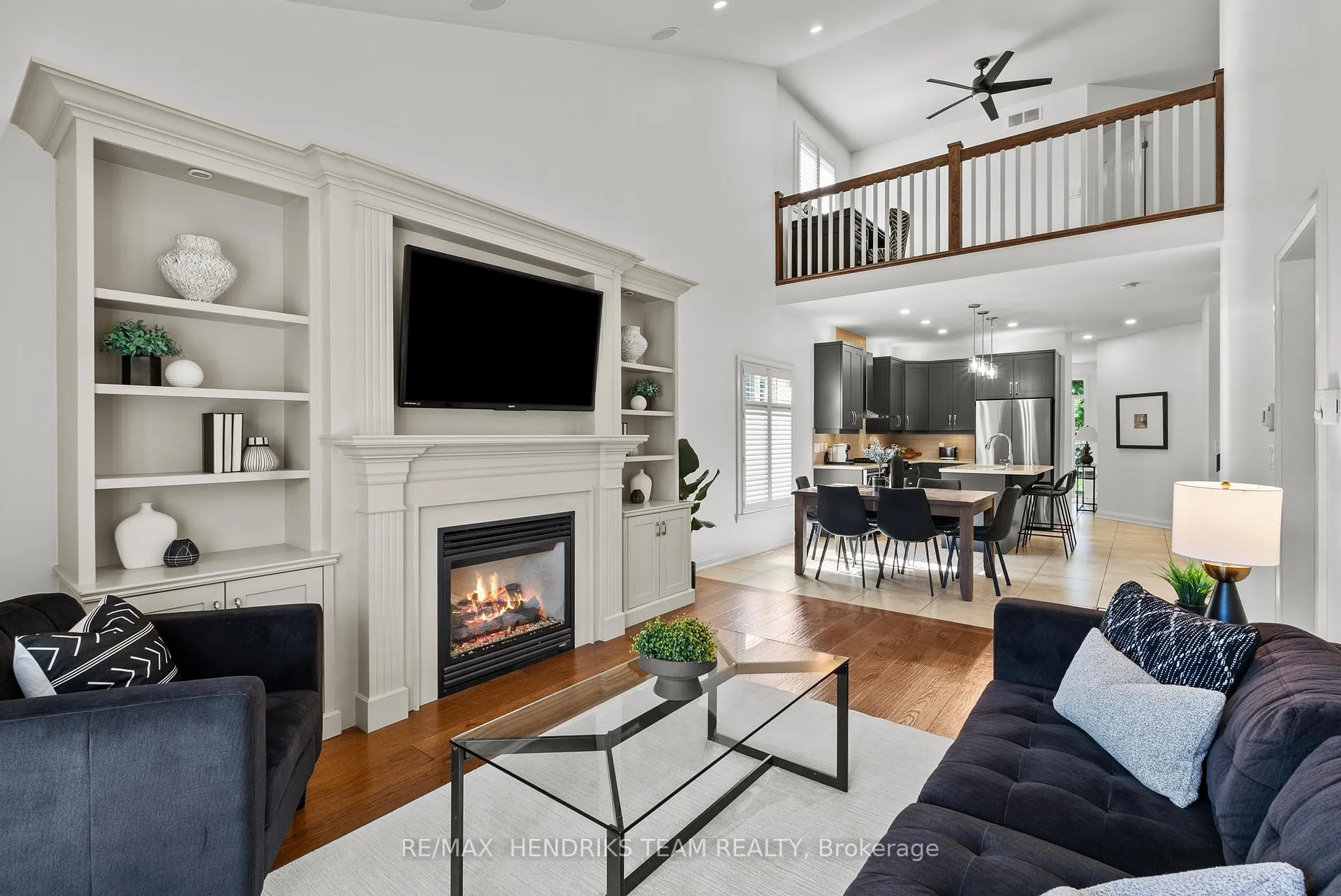 Photo 15 of 85 Videl Crescent N, St. Catharines, Grapeview — HOMEH