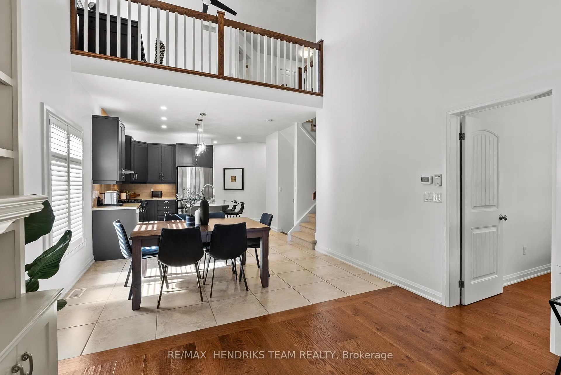 Photo 17 of 85 Videl Crescent N, St. Catharines, Grapeview — HOMEH