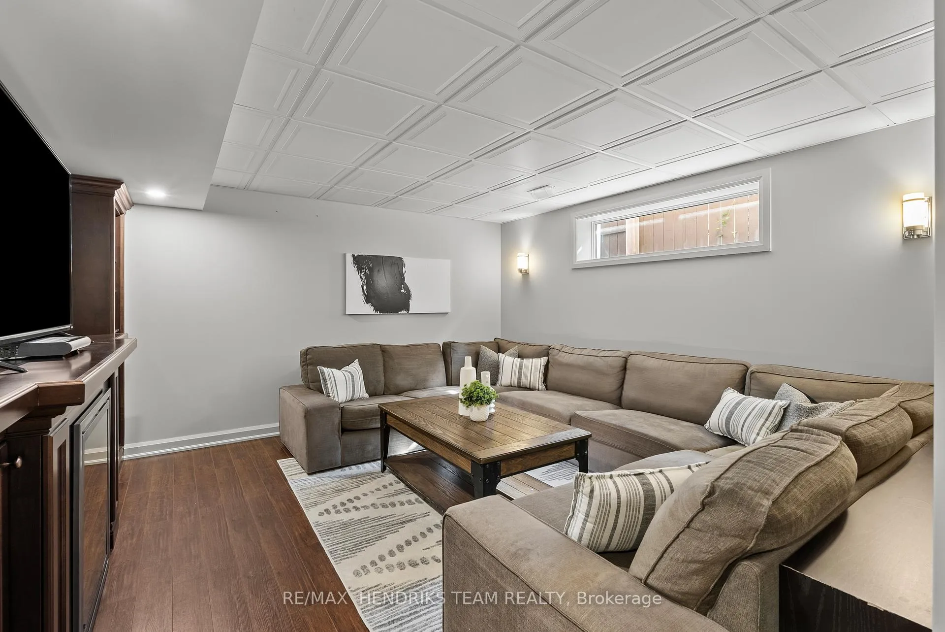 Photo 30 of 85 Videl Crescent N, St. Catharines, Grapeview — HOMEH