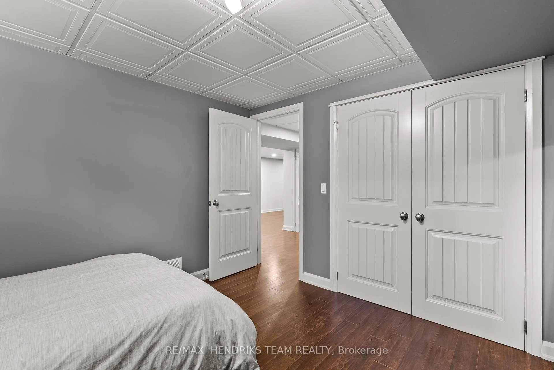 Photo 33 of 85 Videl Crescent N, St. Catharines, Grapeview — HOMEH