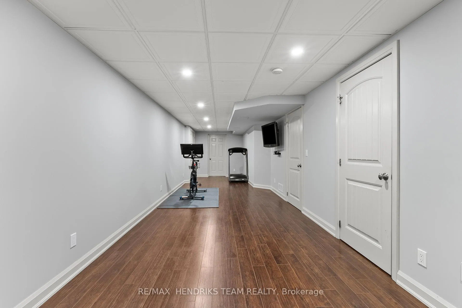 Photo 35 of 85 Videl Crescent N, St. Catharines, Grapeview — HOMEH