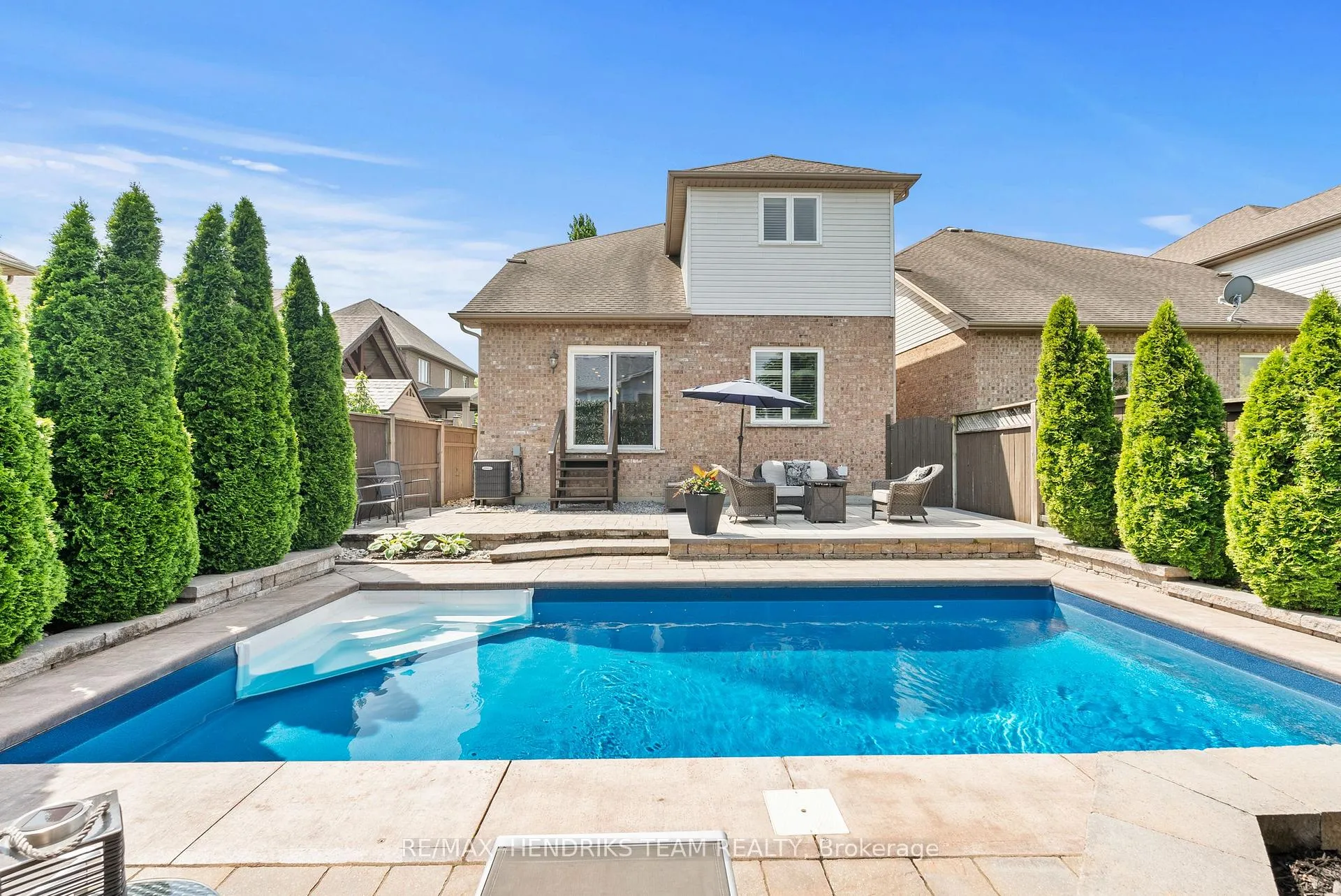 Photo 38 of 85 Videl Crescent N, St. Catharines, Grapeview — HOMEH