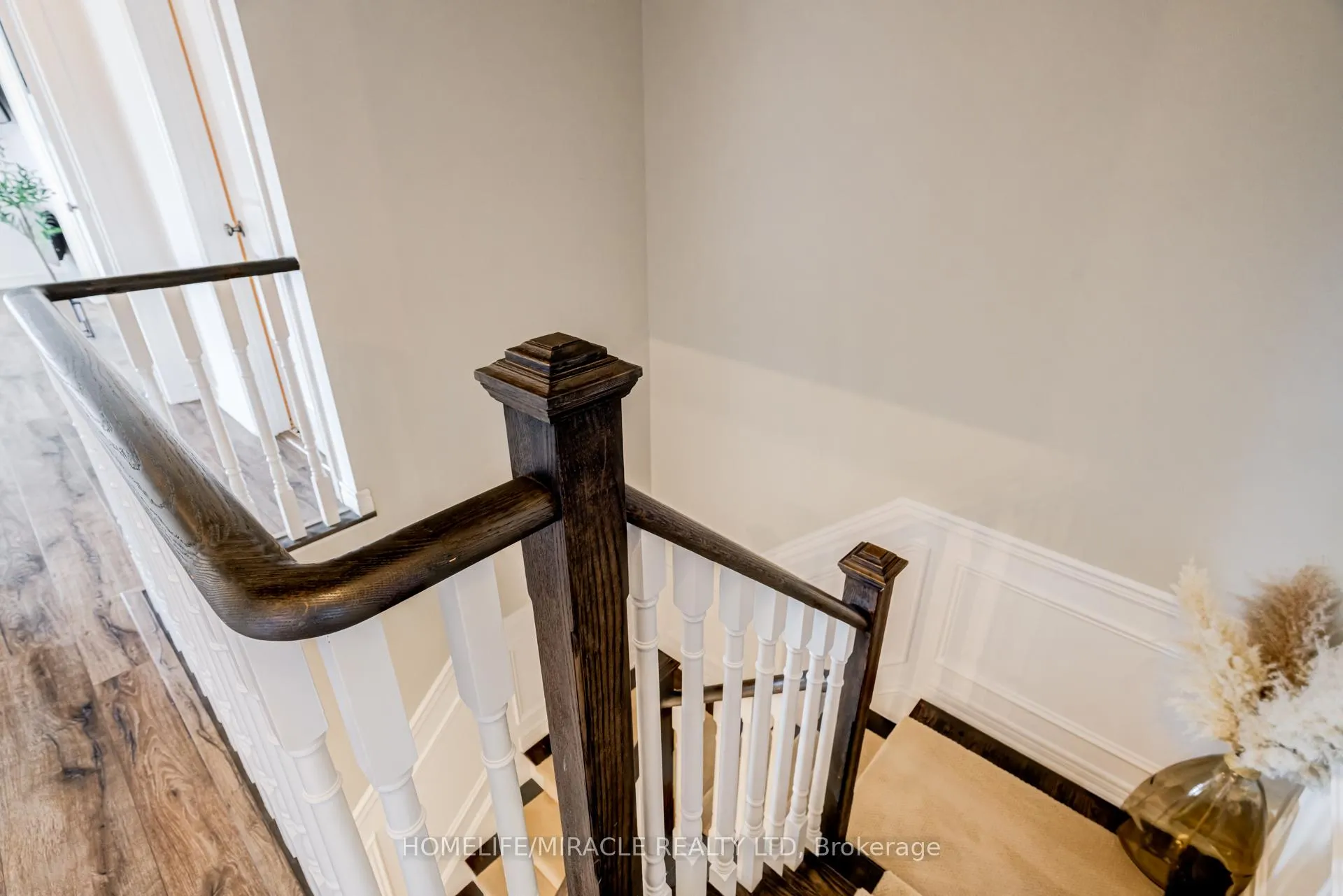 Photo 31 of 45 Burke Street, New Tecumseth, Alliston — HOMEH