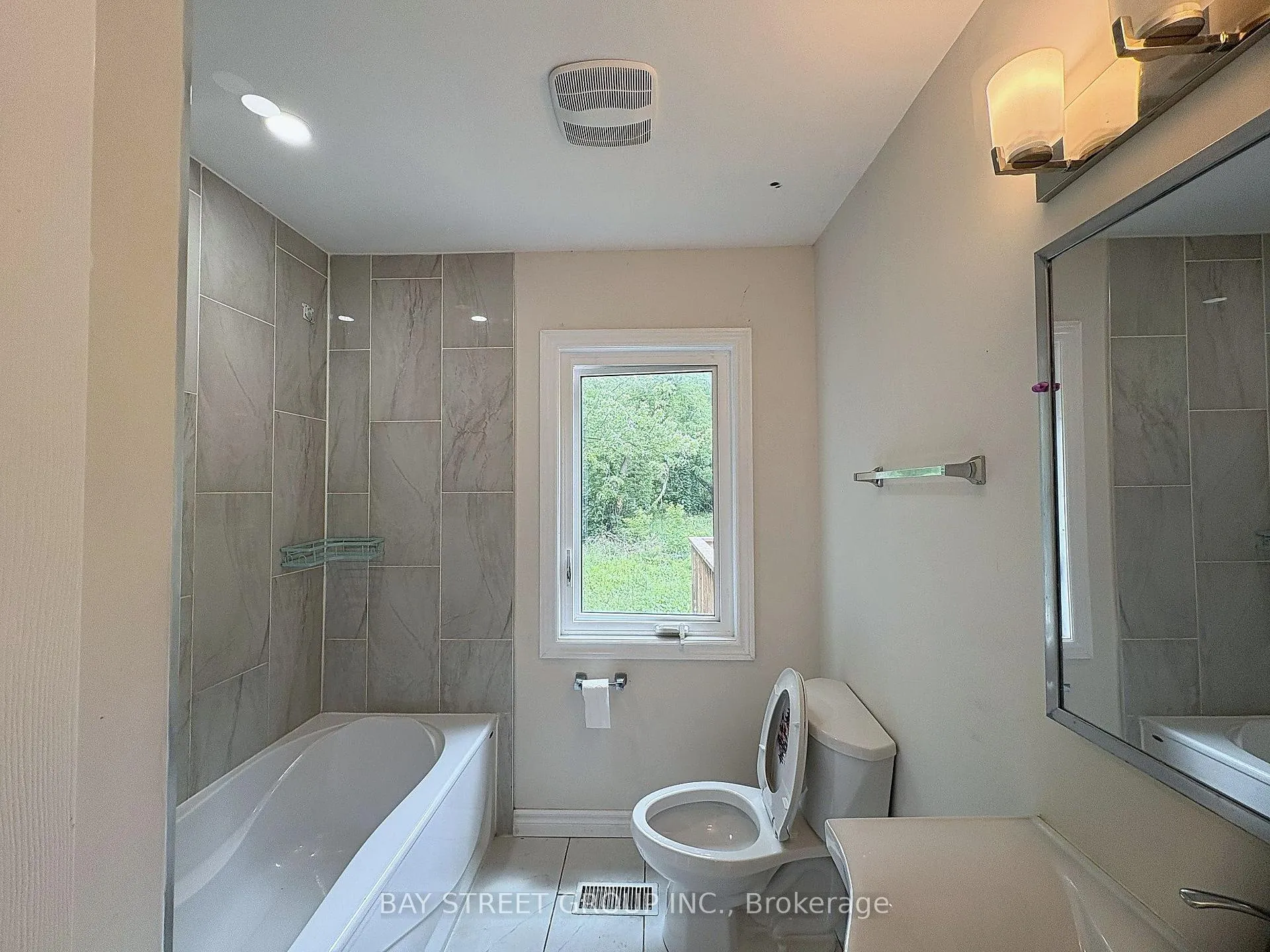Photo 6 of 59 Ann Street, Hamilton, Dundas — HOMEH