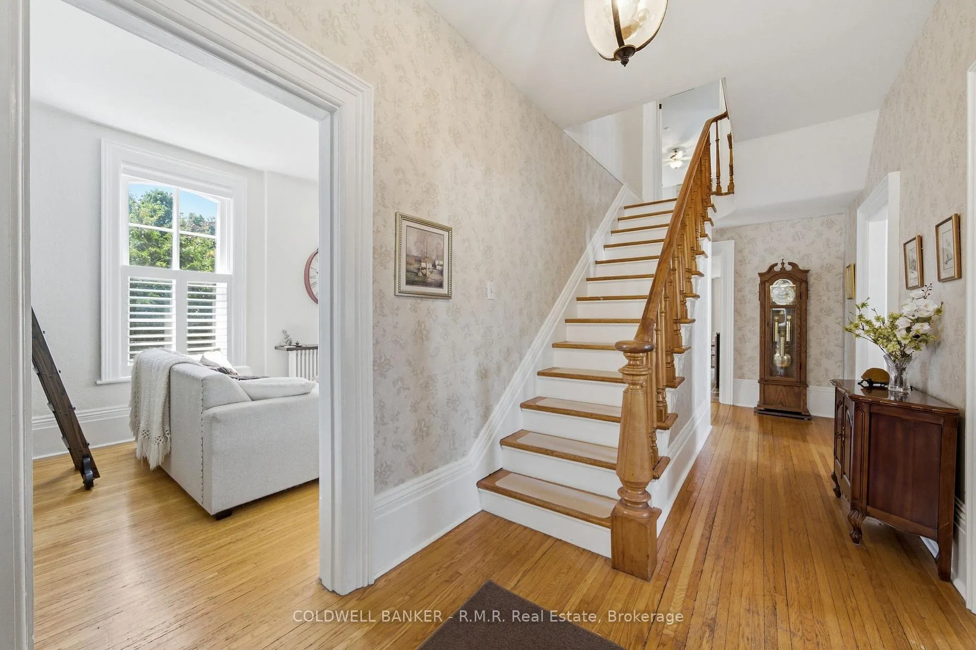 Photo 8 of 22 Elgin Street, Kawartha Lakes, Lindsay — HOMEH