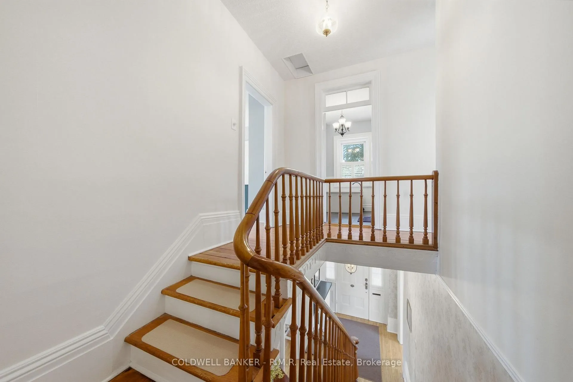 Photo 31 of 22 Elgin Street, Kawartha Lakes, Lindsay — HOMEH