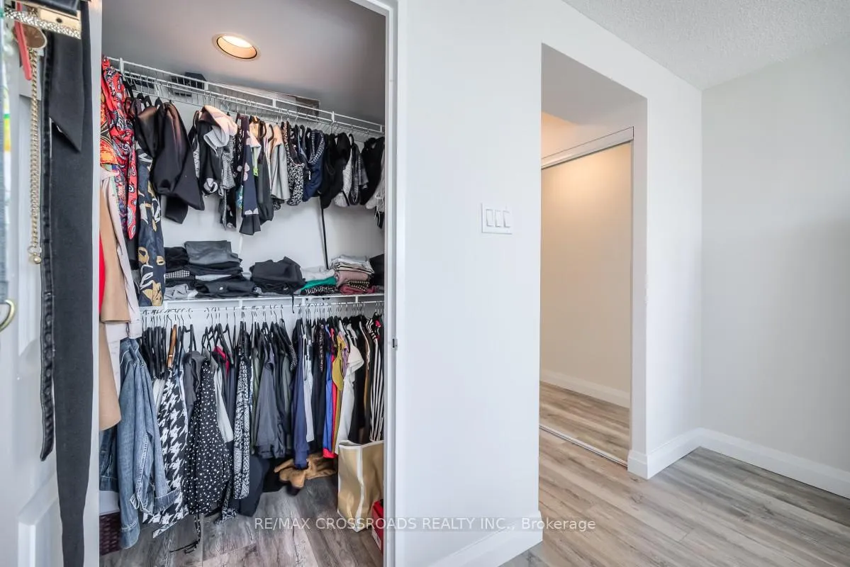 Photo 21 of Unit 304, 7825 Bayview Avenue, Markham, Aileen-Willowbrook — HOMEH
