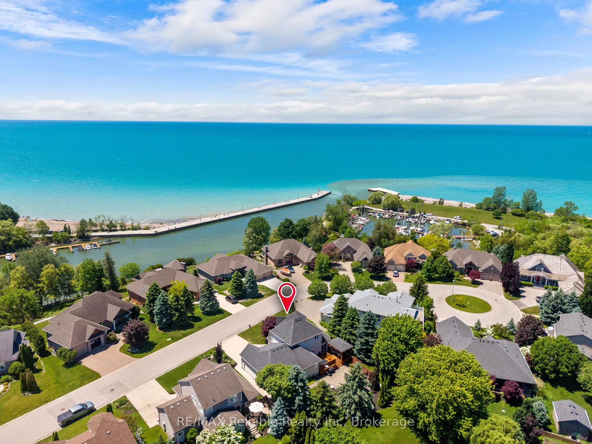 Photo 4 of 11 Harbour Court, Bluewater, Bayfield — HOMEH