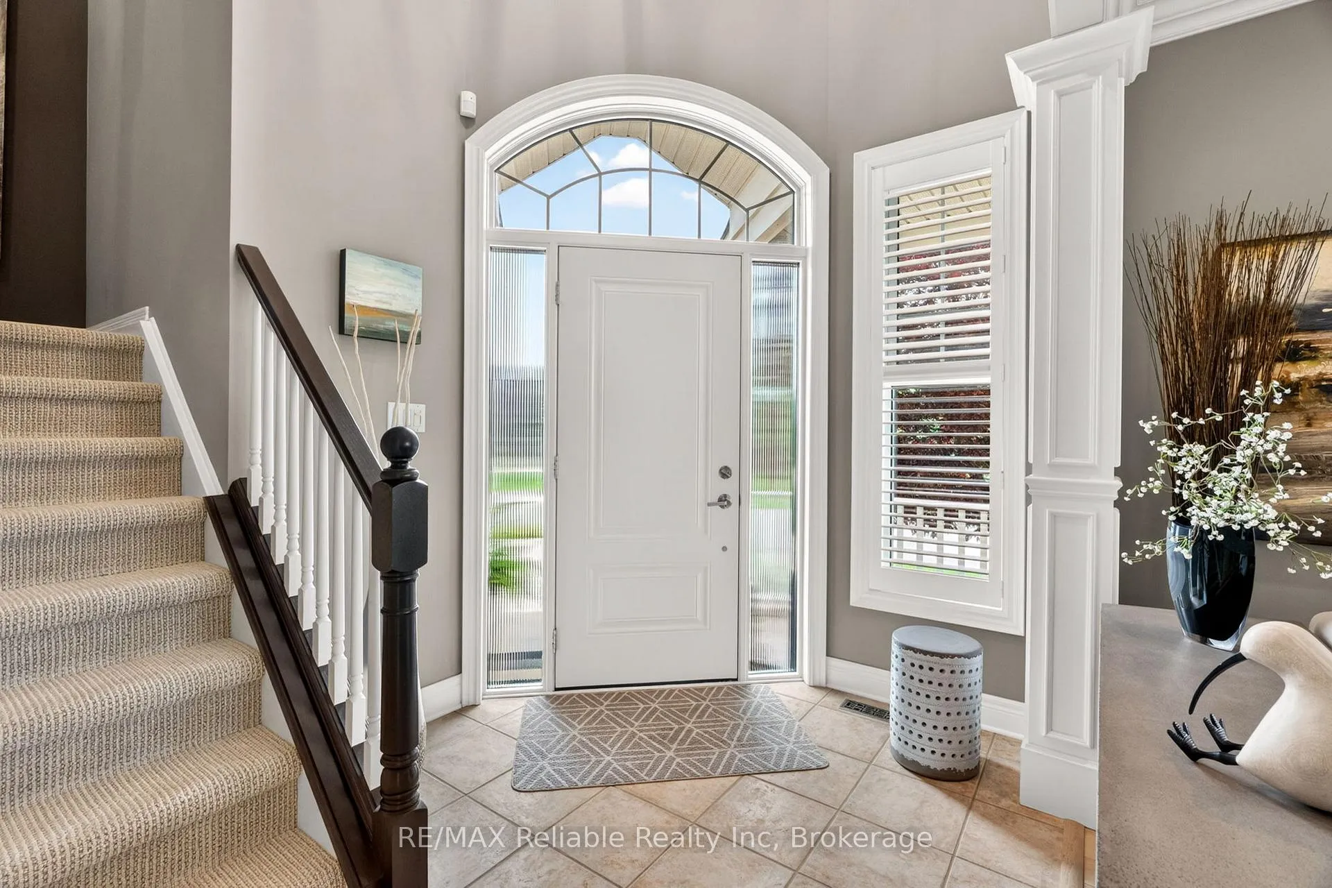 Photo 8 of 11 Harbour Court, Bluewater, Bayfield — HOMEH