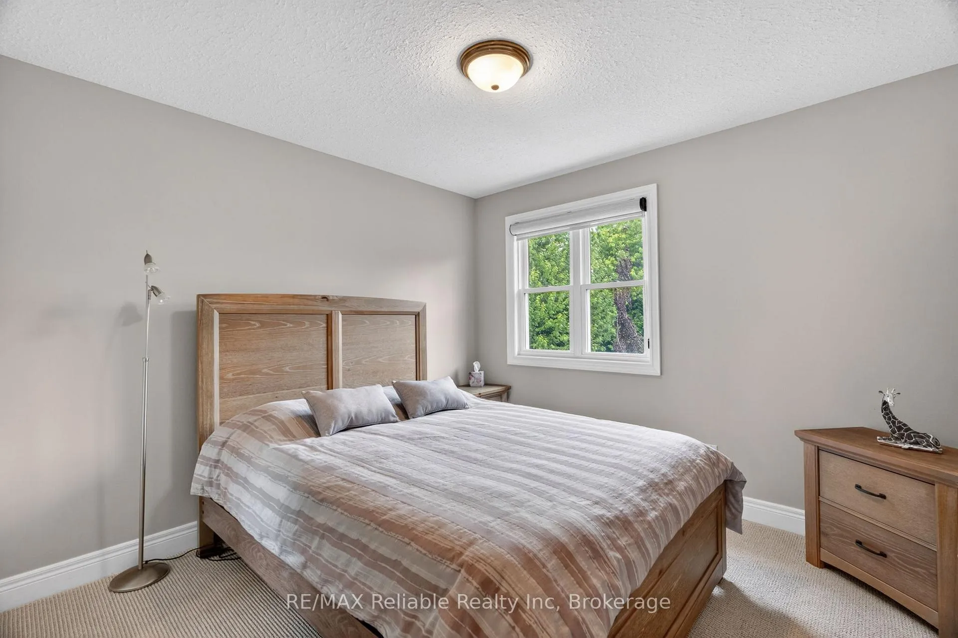 Photo 32 of 11 Harbour Court, Bluewater, Bayfield — HOMEH