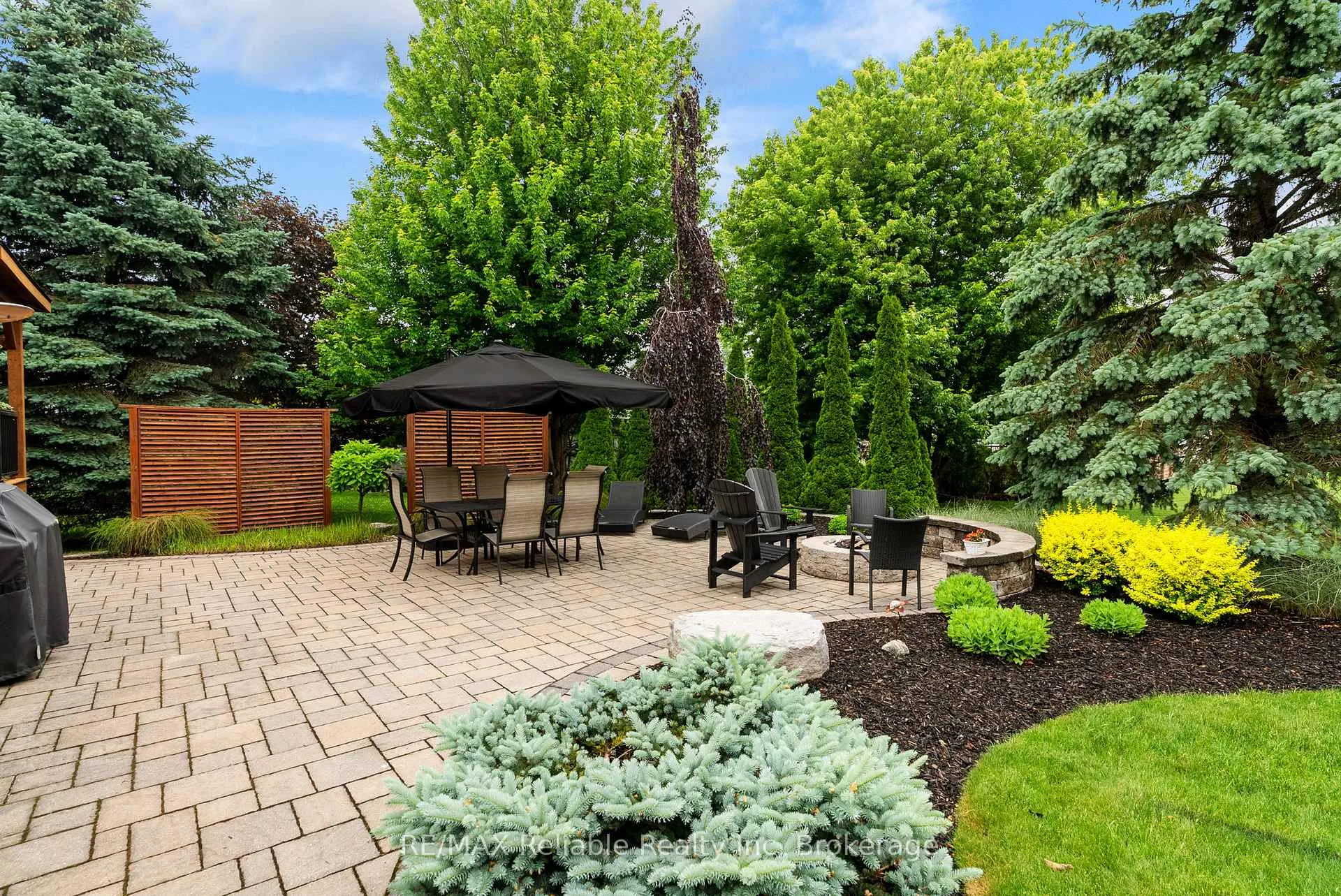 Photo 38 of 11 Harbour Court, Bluewater, Bayfield — HOMEH