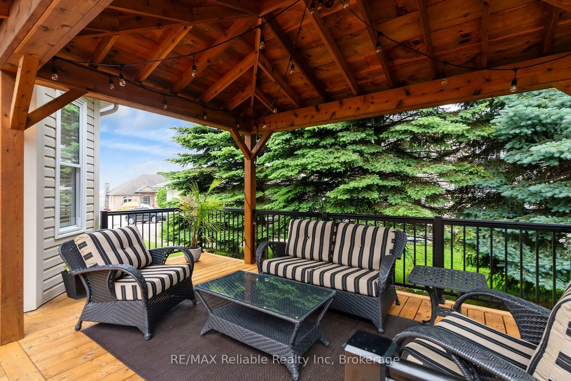 Photo 42 of 11 Harbour Court, Bluewater, Bayfield — HOMEH