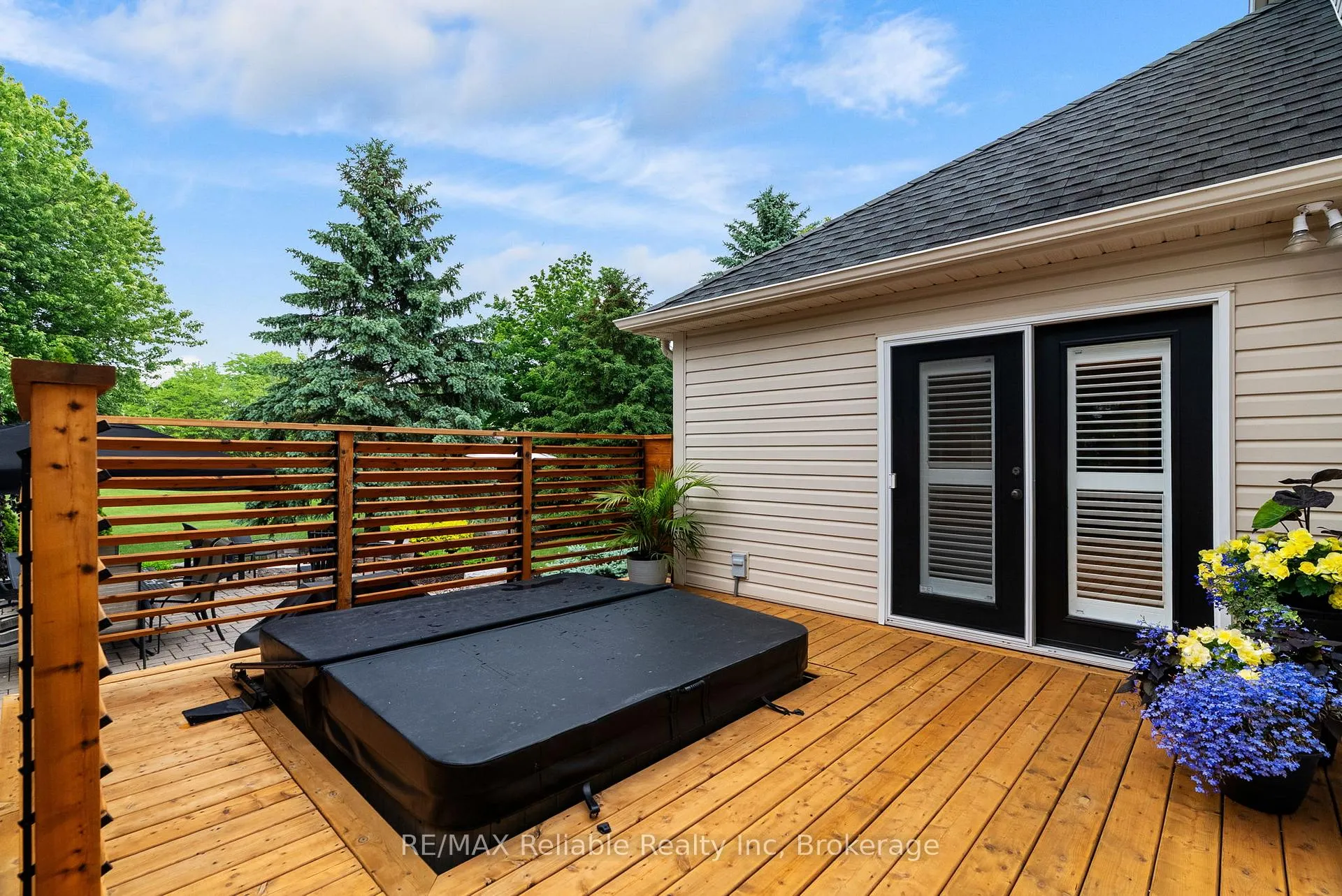 Photo 44 of 11 Harbour Court, Bluewater, Bayfield — HOMEH