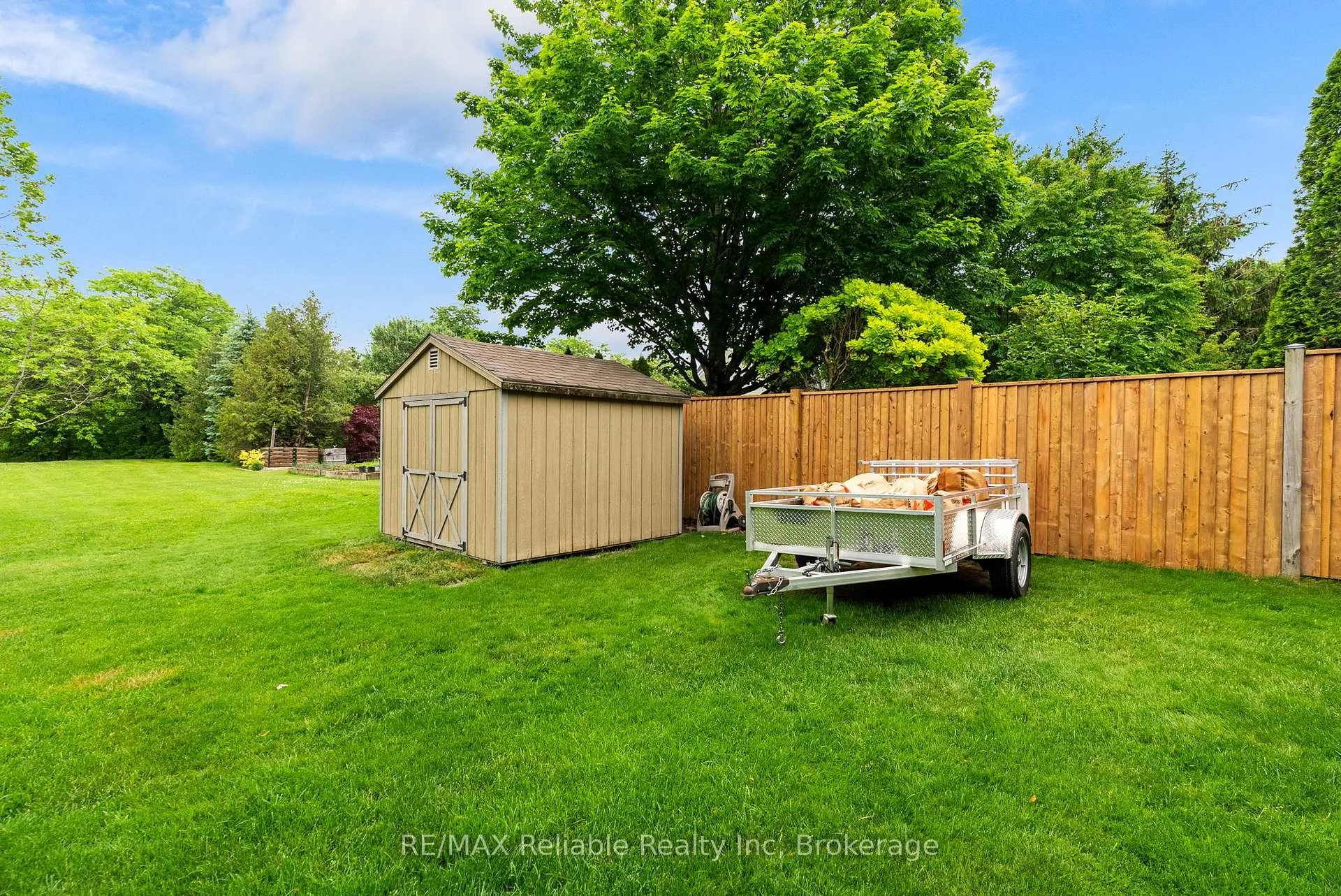 Photo 45 of 11 Harbour Court, Bluewater, Bayfield — HOMEH