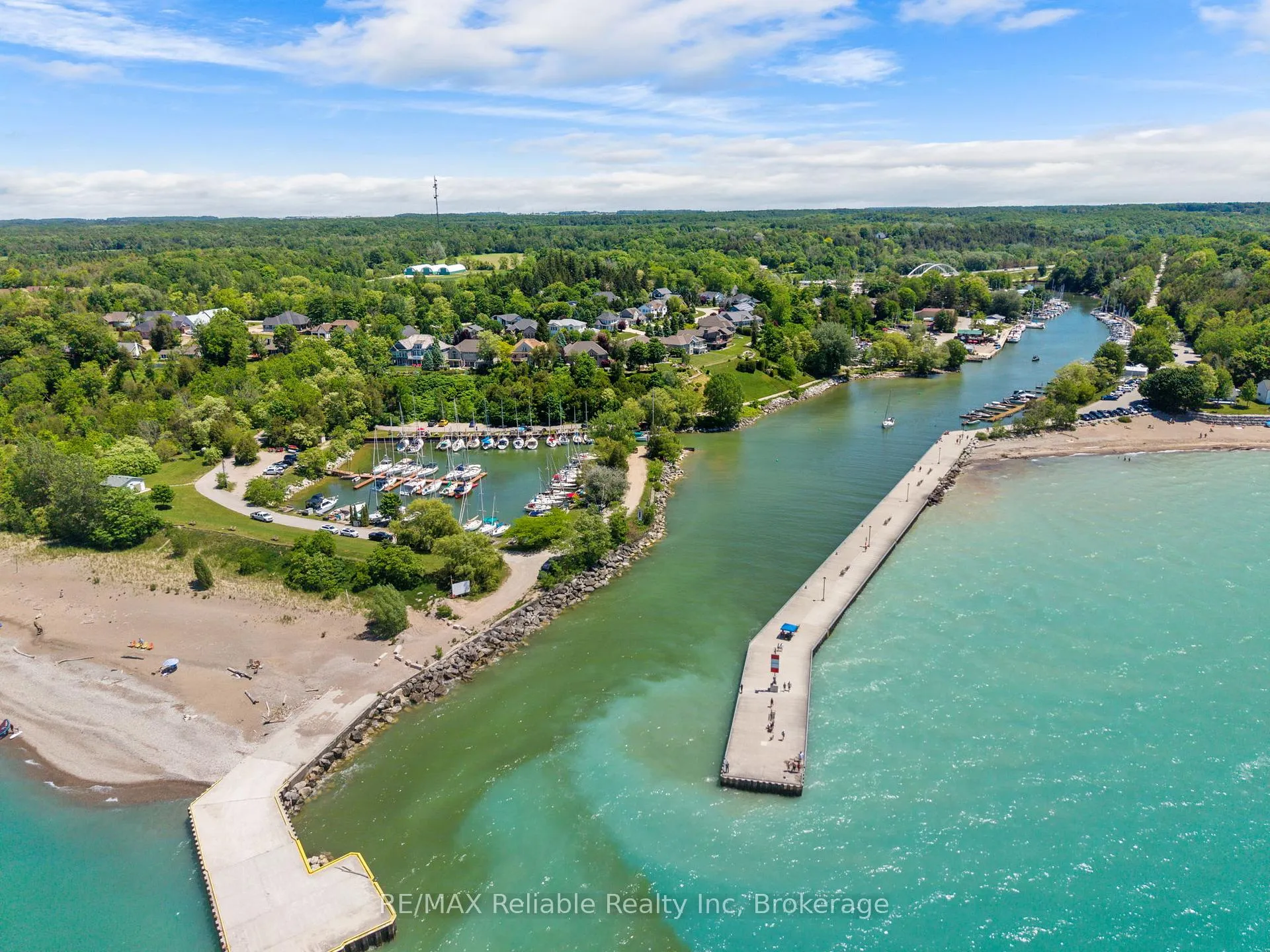 Photo 49 of 11 Harbour Court, Bluewater, Bayfield — HOMEH