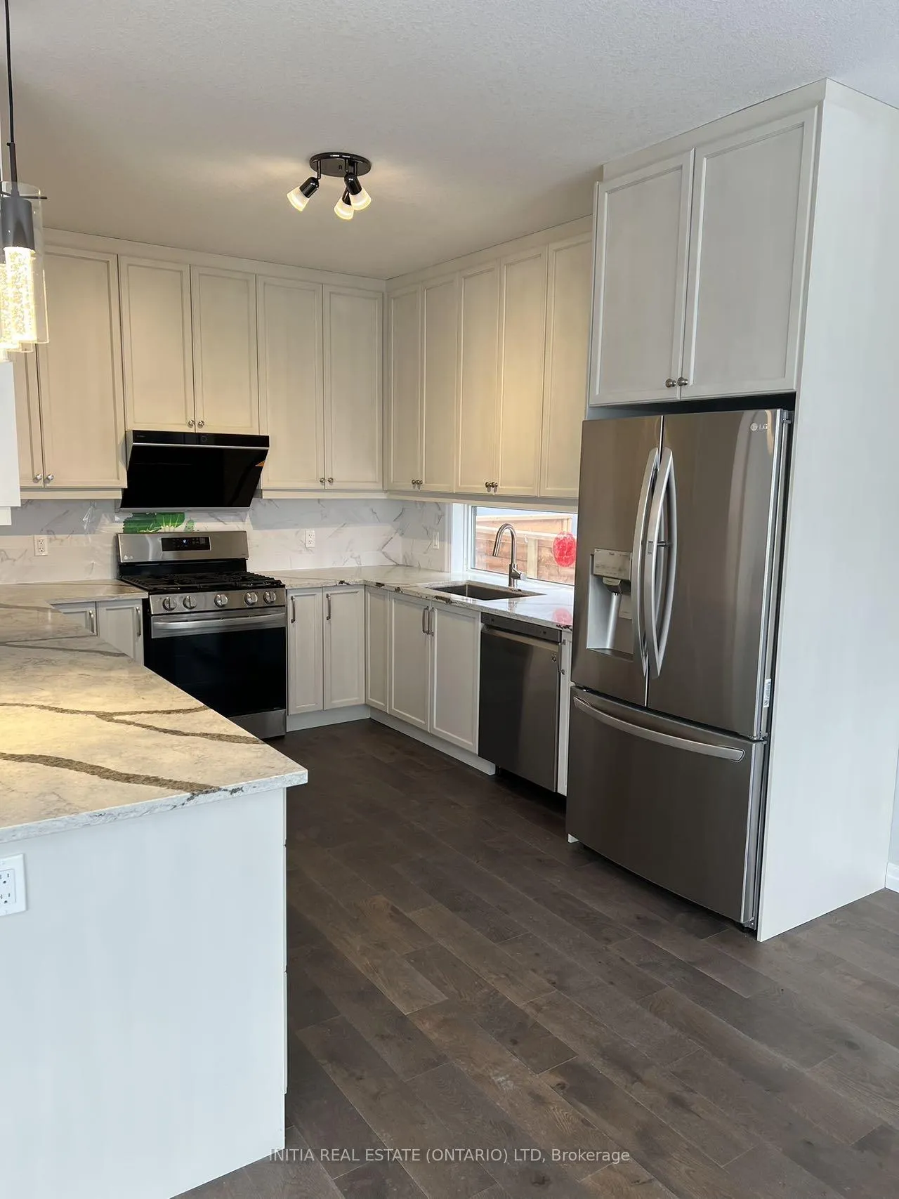 Photo 9 of Unit 25, 1820 Canvas Way, London, North B — HOMEH