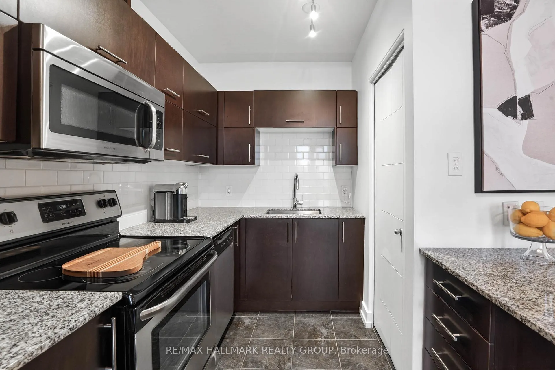 Photo 6 of Unit 2003, 179 Metcalfe Street, Ottawa, Ottawa Centre — HOMEH