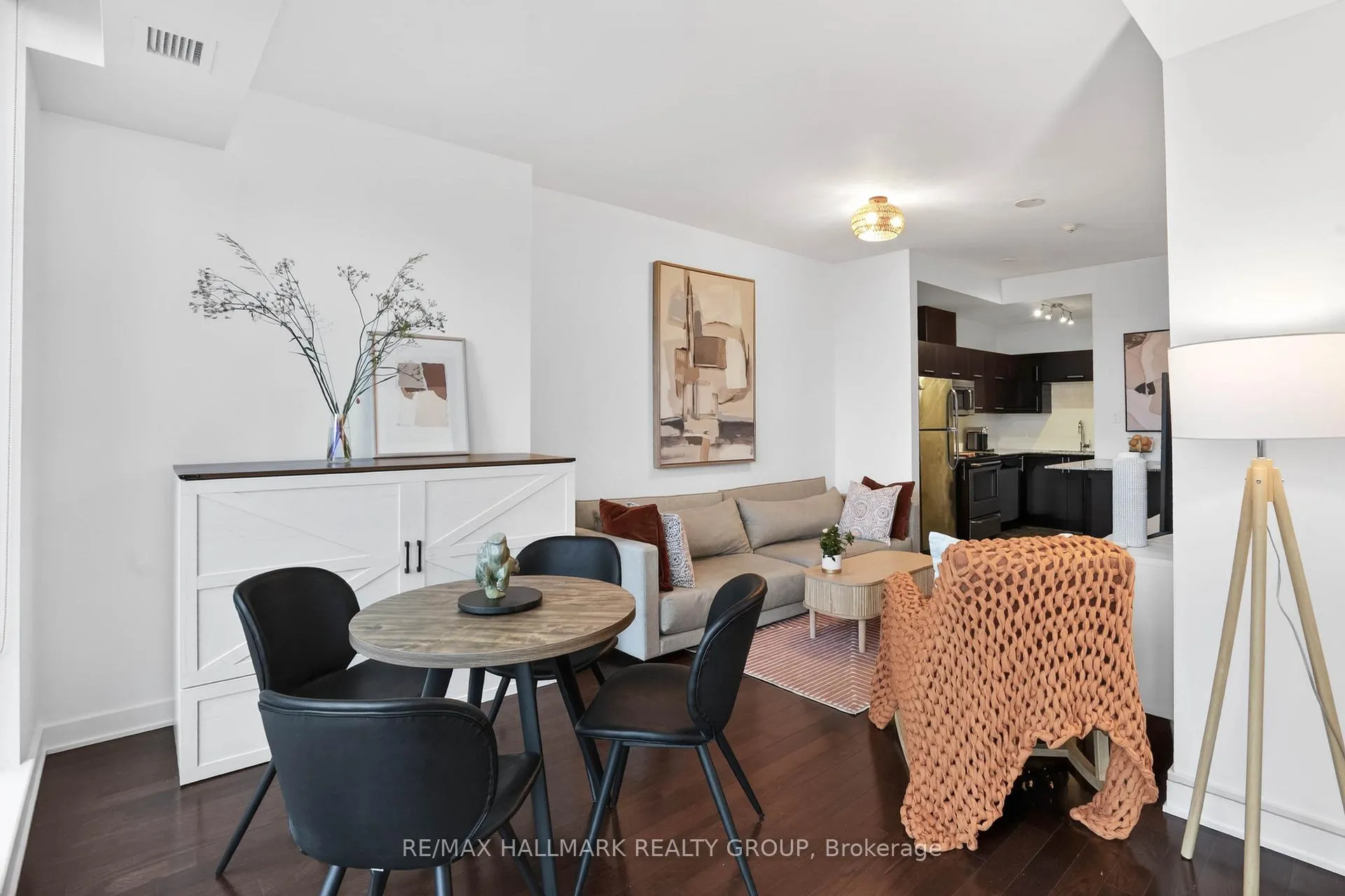 Photo 9 of Unit 2003, 179 Metcalfe Street, Ottawa, Ottawa Centre — HOMEH