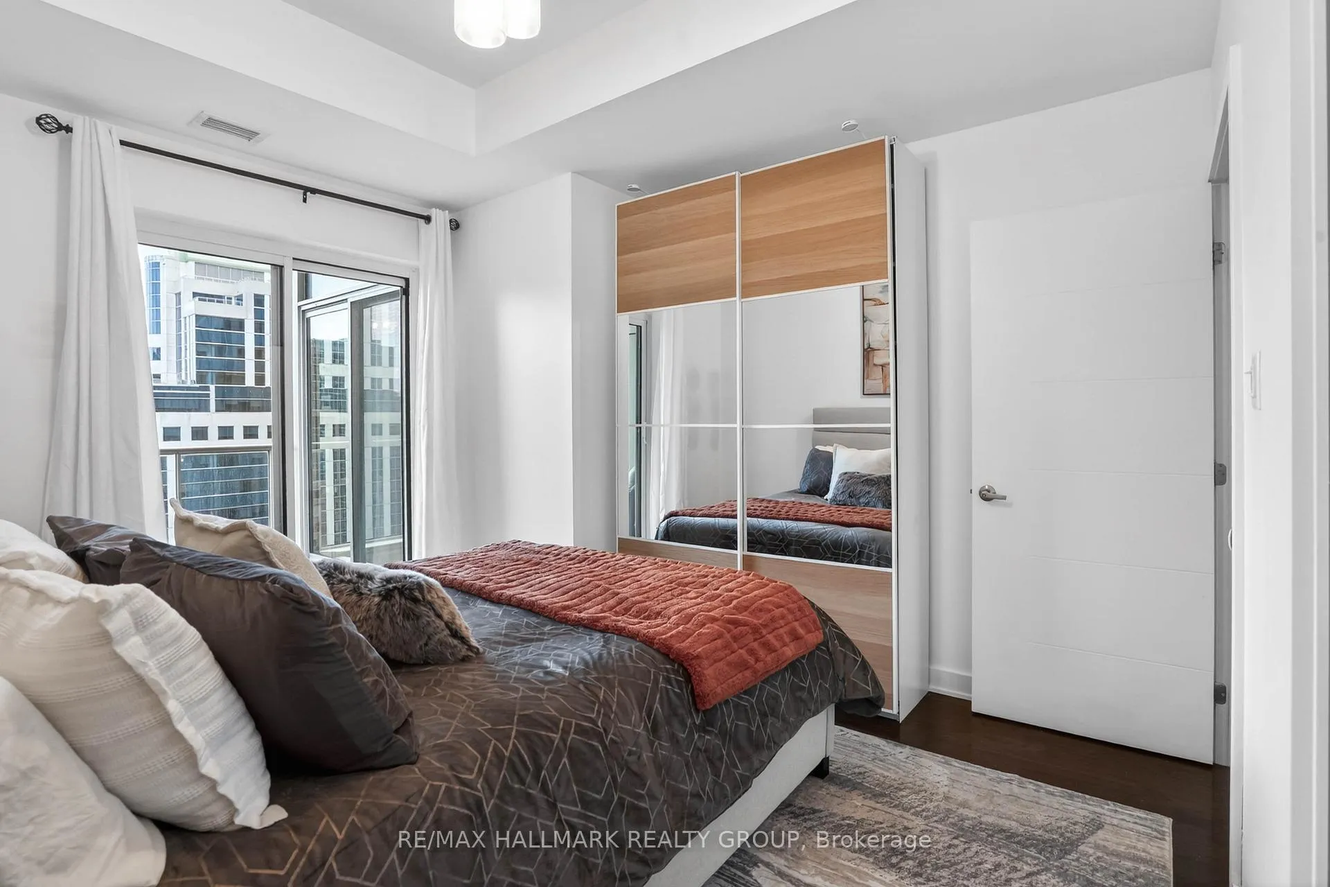 Photo 13 of Unit 2003, 179 Metcalfe Street, Ottawa, Ottawa Centre — HOMEH