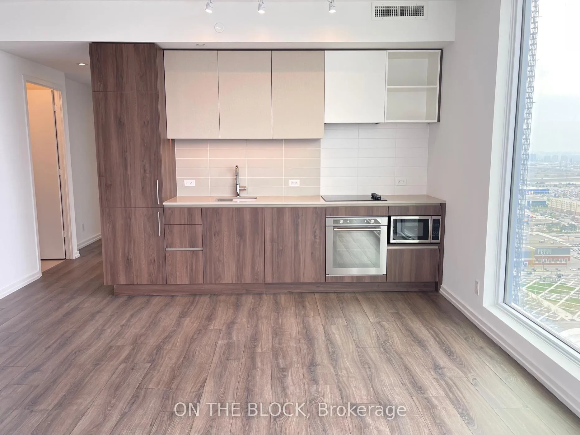 Front of Unit 3111, 1000 Portage Parkway