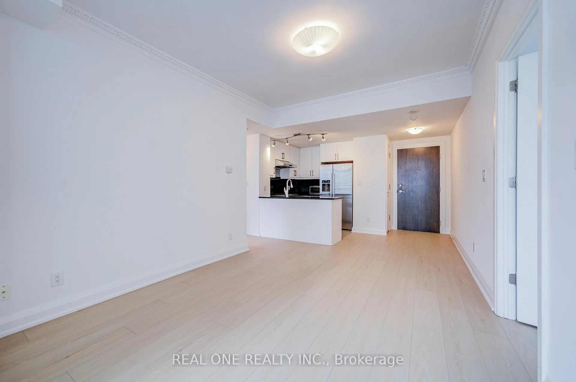 Photo 10 of Unit 3511, 16 Harbour Street, Toronto, Waterfront Communities — HOMEH