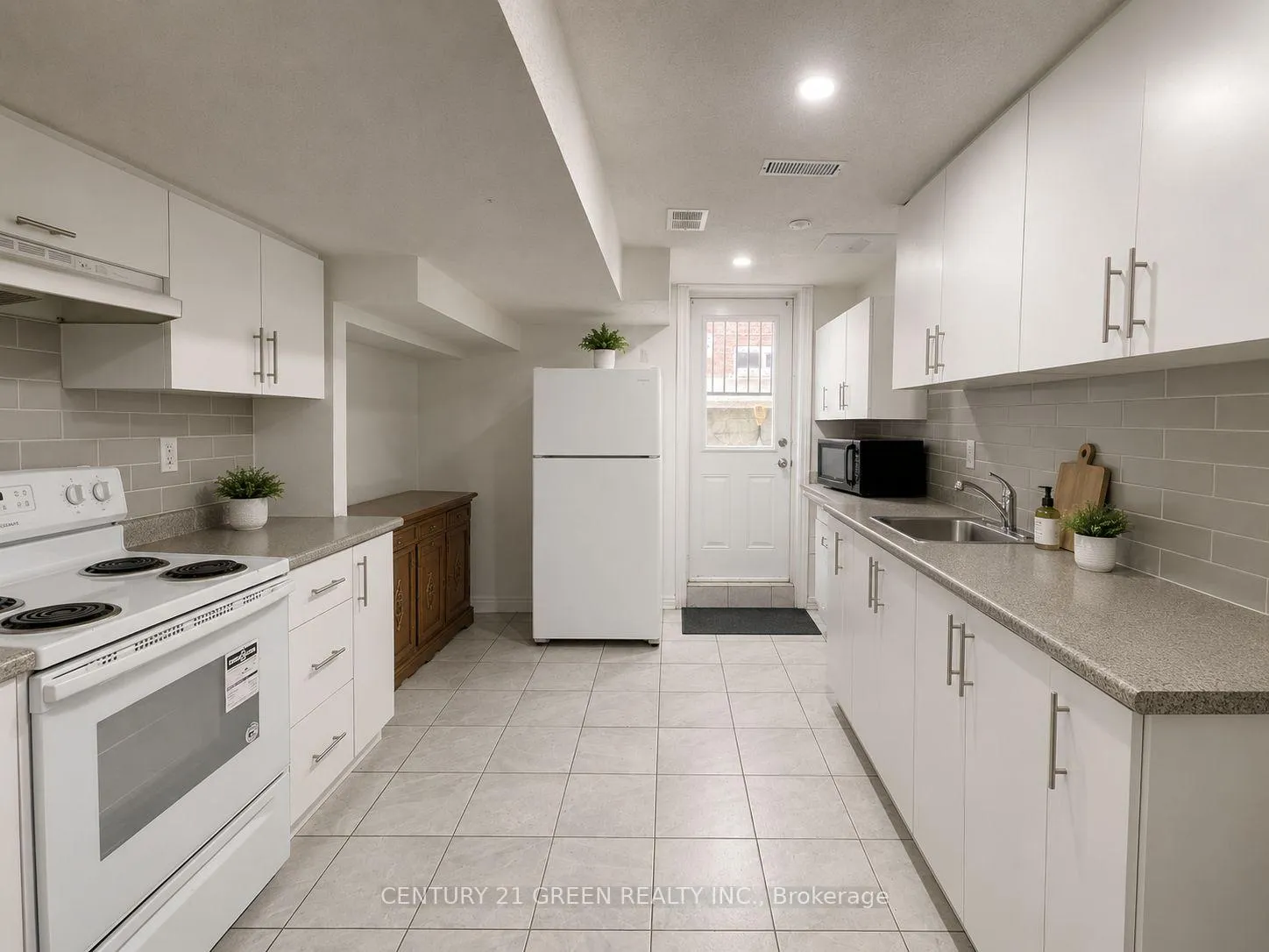 Photo 22 of 20 Outlook Avenue, Brampton, Bram West — HOMEH