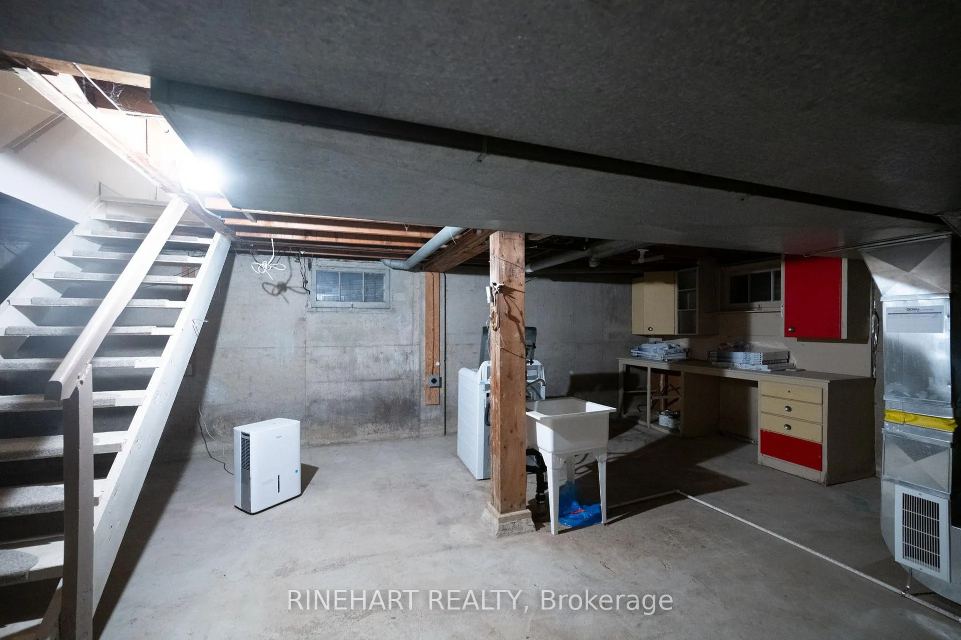 Photo 18 of 330 Connington Street, London, South G — HOMEH