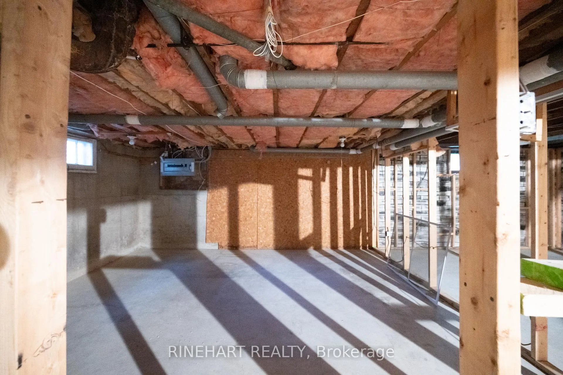 Photo 20 of 330 Connington Street, London, South G — HOMEH