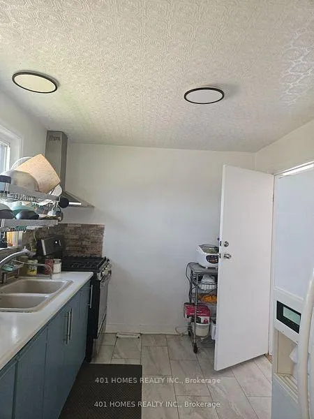 Photo 9 of 1092 Brydges Street, London, East M — HOMEH