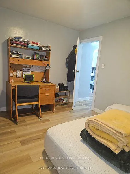 Photo 16 of 1092 Brydges Street, London, East M — HOMEH