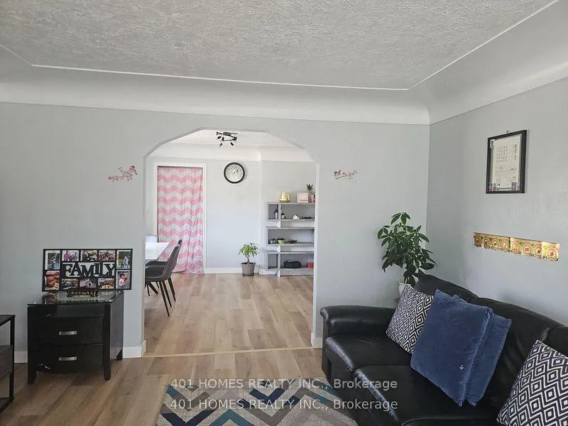Photo 21 of 1092 Brydges Street, London, East M — HOMEH