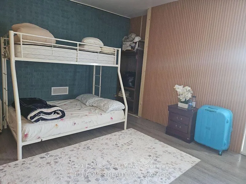 Photo 25 of 1092 Brydges Street, London, East M — HOMEH