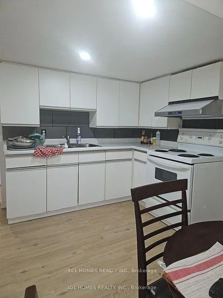 Photo 44 of 1092 Brydges Street, London, East M — HOMEH
